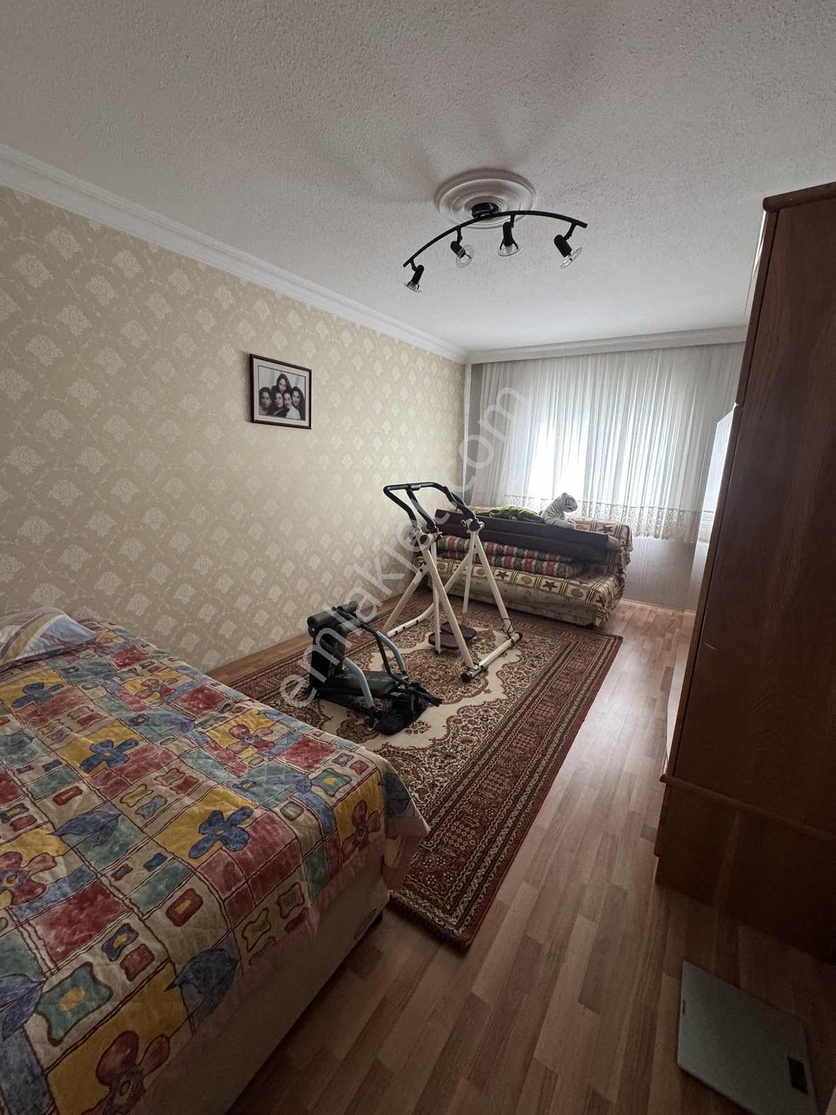 Elvankent Banka Bloklarında 4+1 Müstakil Geniş Bahçeli Villa - Görsel 3