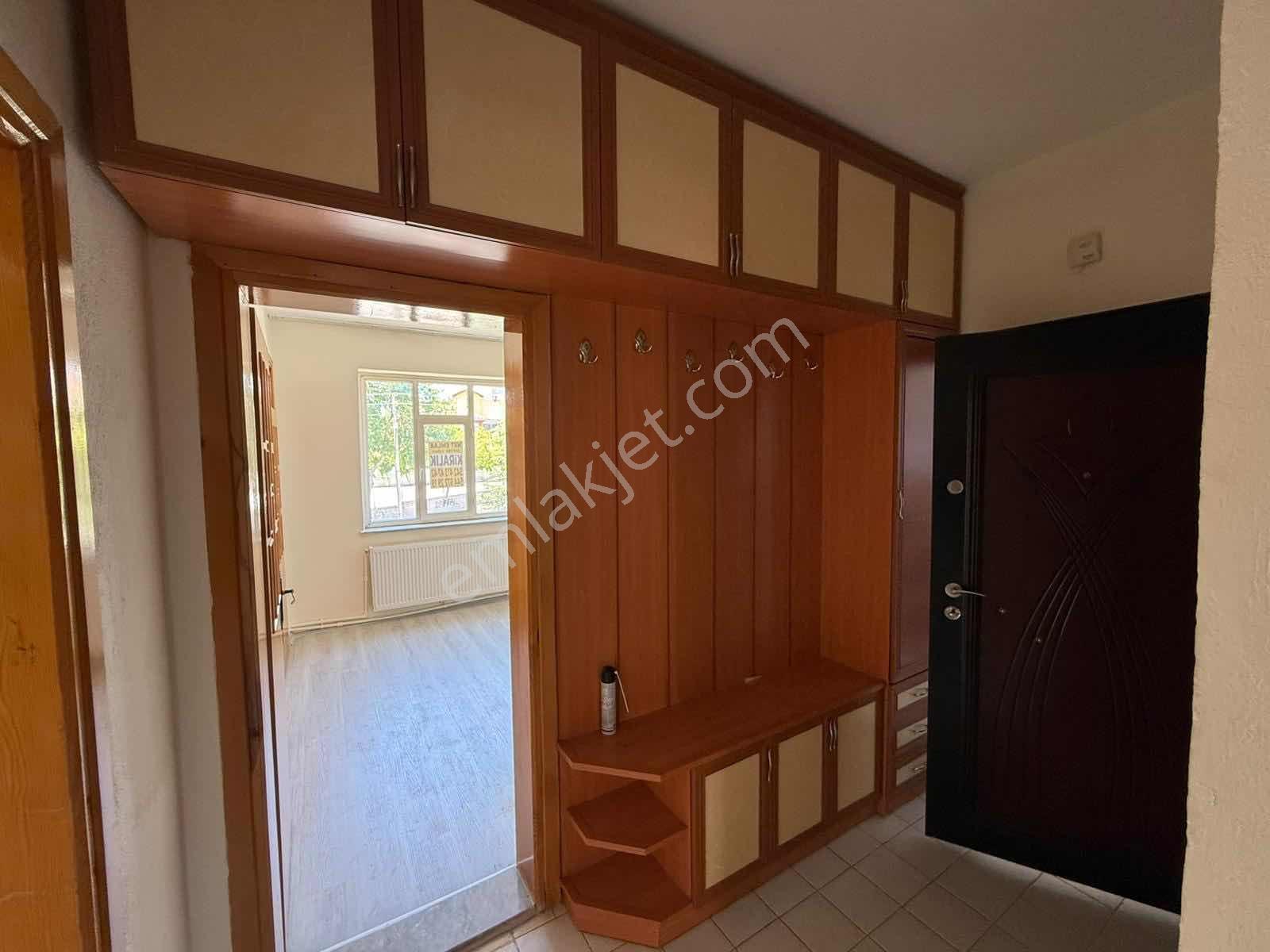 Net Emlaktan 3+1 Arakat Yalıtımlı Güzel Konumda Kiralık Daire - Görsel 23