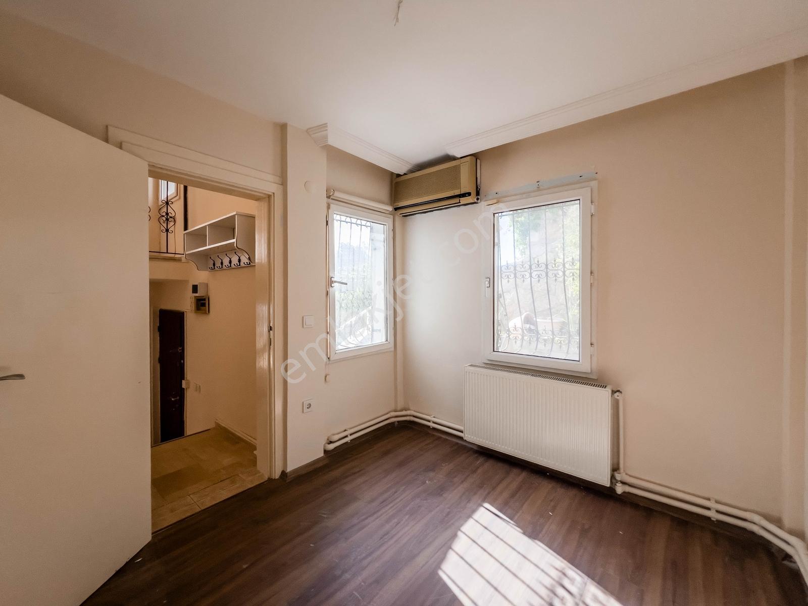 Umurça'da Kesintisiz Kale Ve Deniz Manzaralı Kiralık Villa - Görsel 17