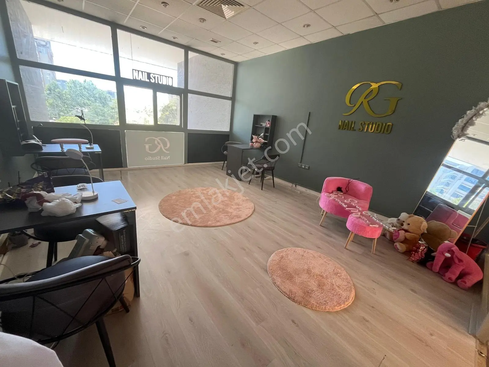 Yenişehir Çağdaş Center İş Merkezi 20m² Kiralık Dükkan - Görsel 2