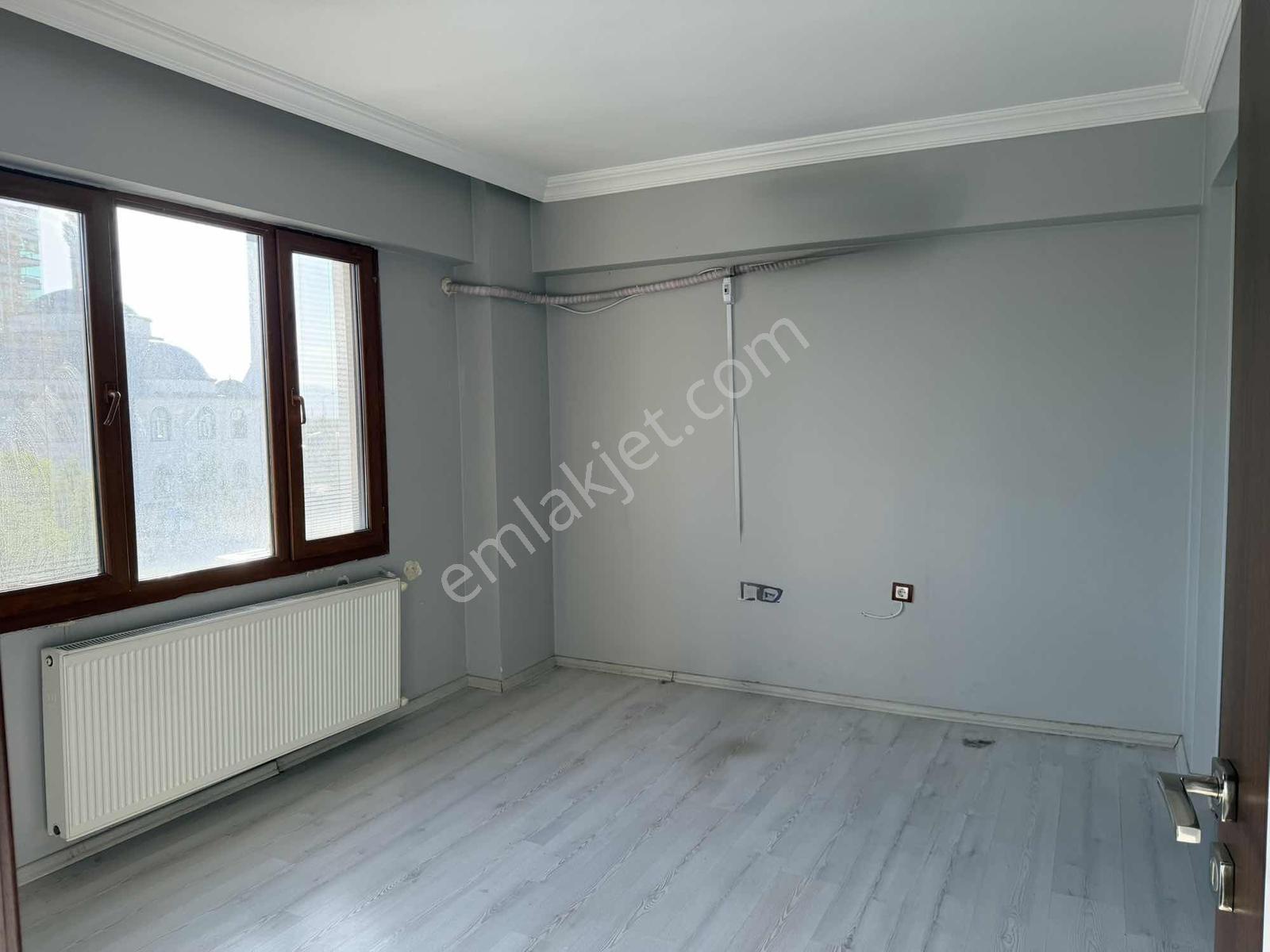 Özgün Gm'den - Güzelyurt Havuzlu Sitede Kiralık 3+1 Arakat Daire - Görsel 8