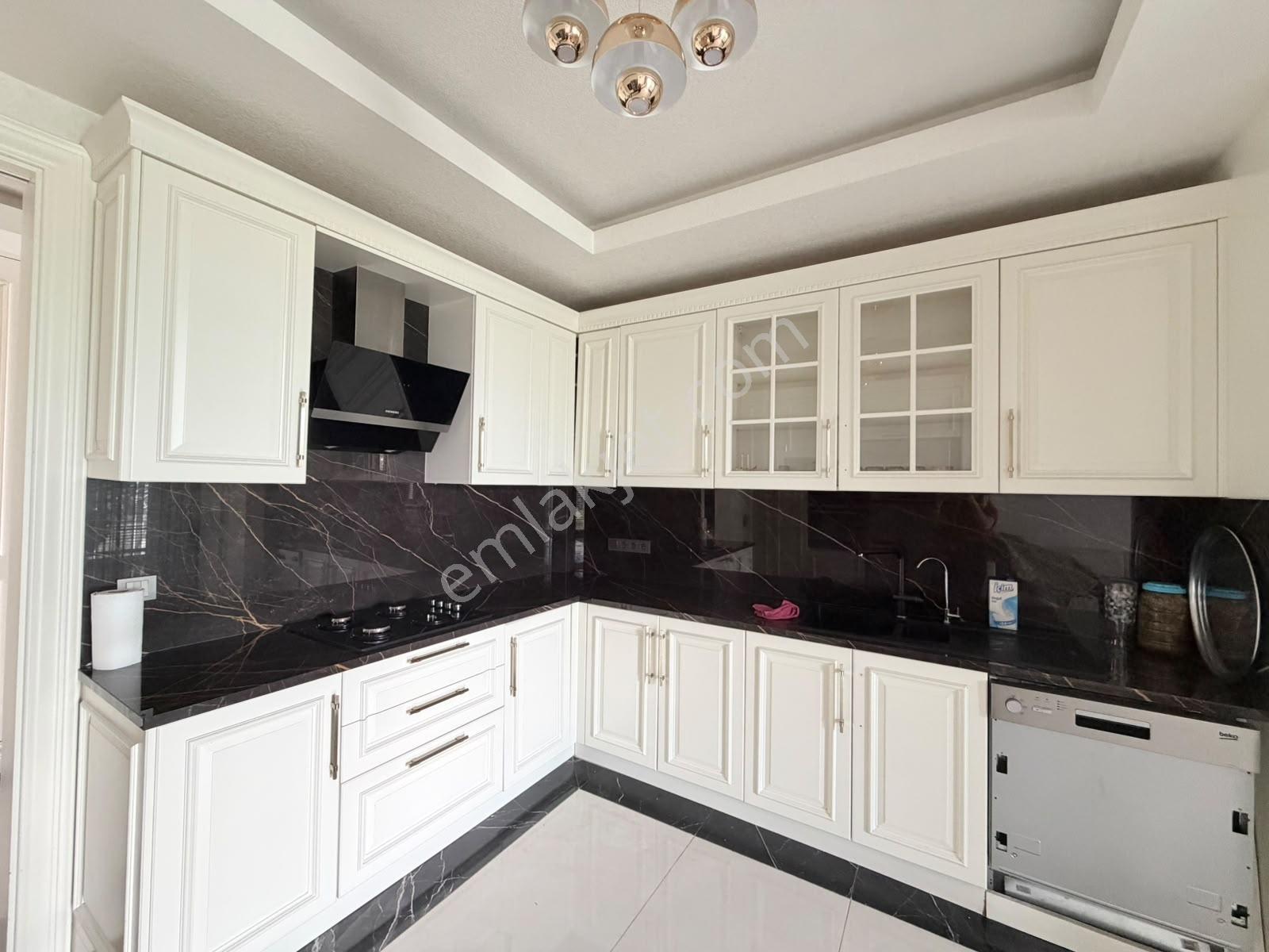 Gölbaşı Karşıyaka'da Yerden Isıtmalı Satılık Lüks Villa - Görsel 15