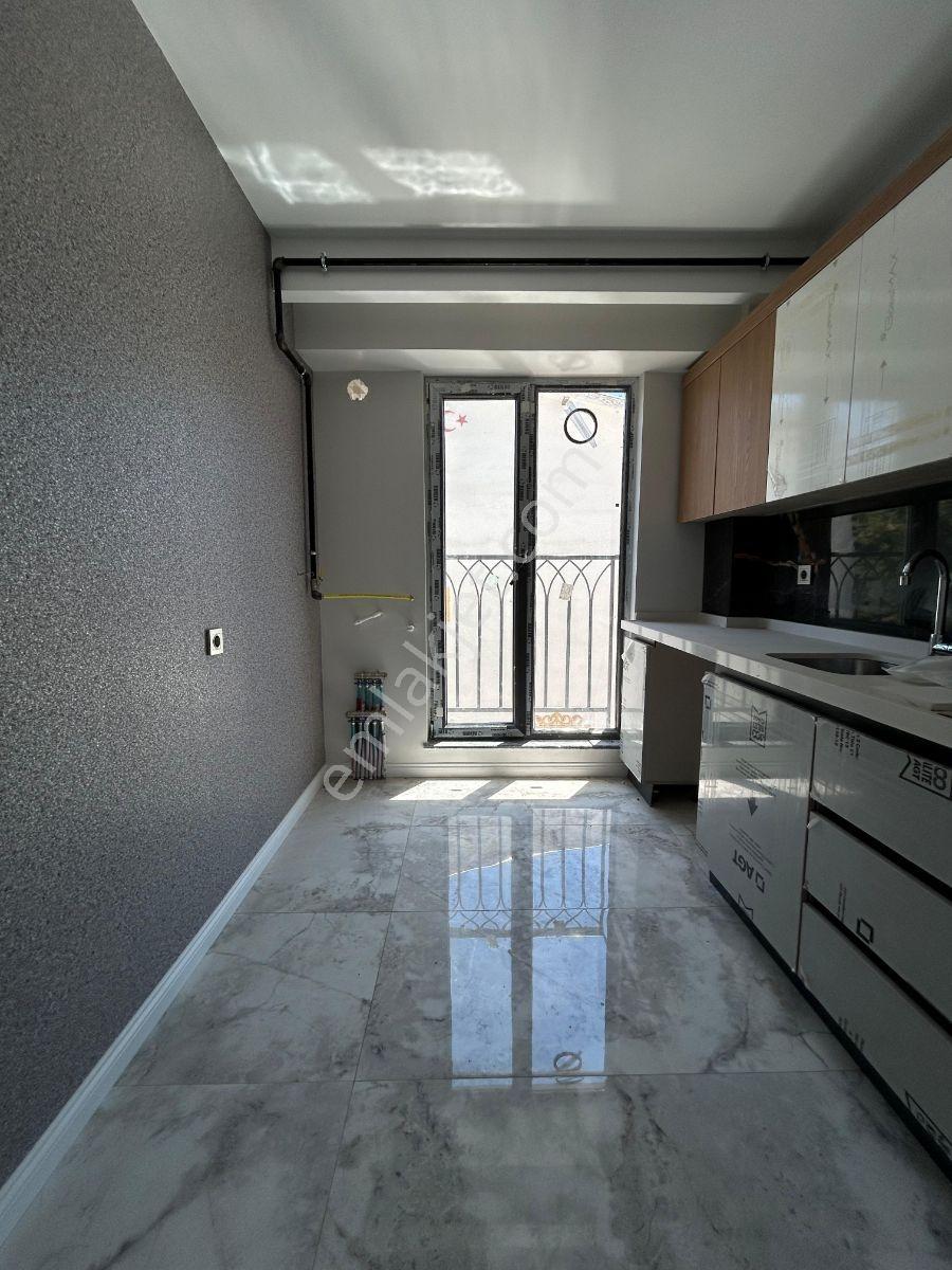 Ayzen Emlak'tan Saray Fatih Mahallesinde Sıfır Kiralık Daire - Görsel 11