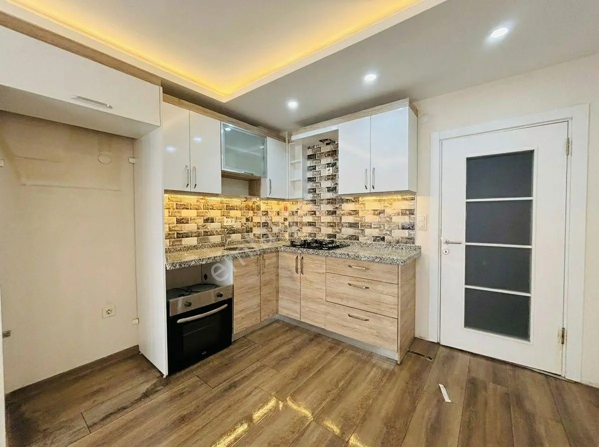 Yükselden Akçay'da Öncephe Ultra Geniş Kapalı Otoparklı 1+1daire - Görsel 4