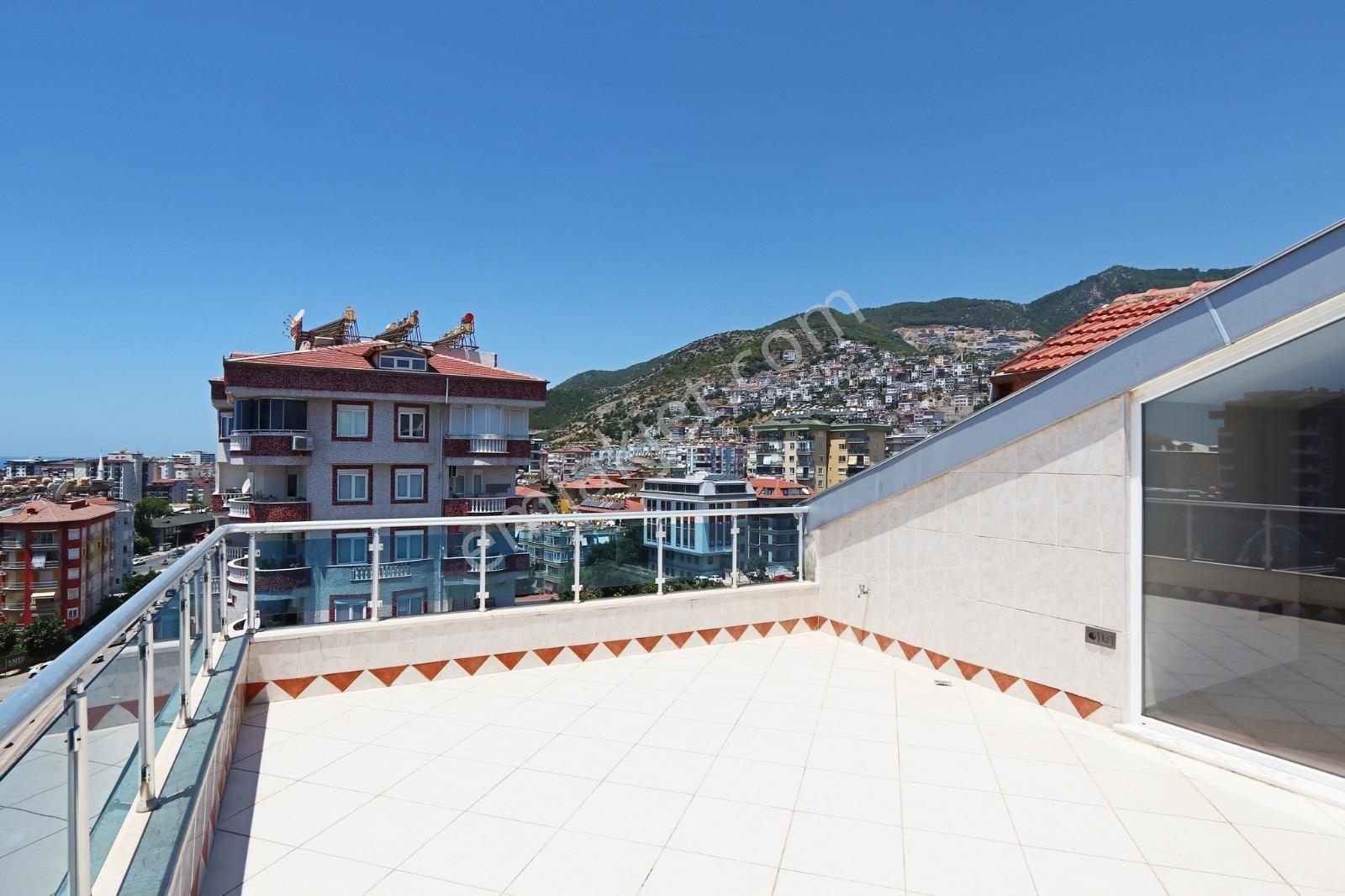 Alanya Merkez 5+1 Dublex 240m2 Lüx Aktivite Site Vatandaşlık Var - Görsel 25
