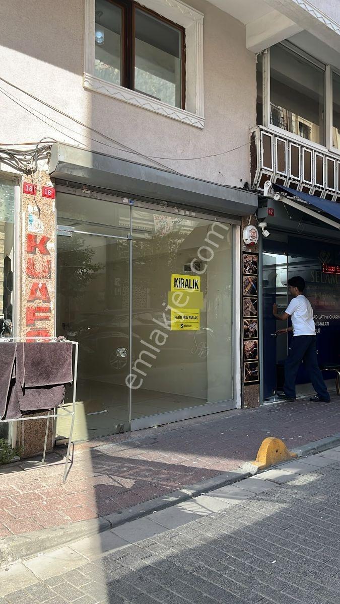 Fatih Fevzipaşa Caddesine 1 Sokak Mesafede Düz Giriş İşyeri