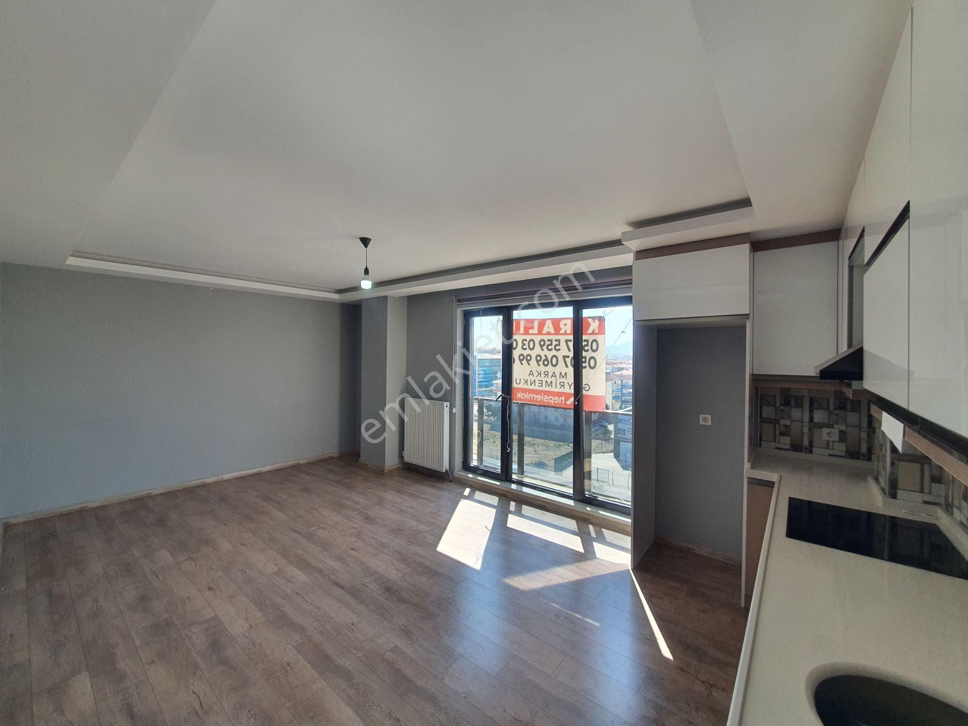 Yeşilova'nın Vitrin Noktasında | Kiralık | 2+1 Ofis (klinik-muaynehane) Marka - Görsel 9