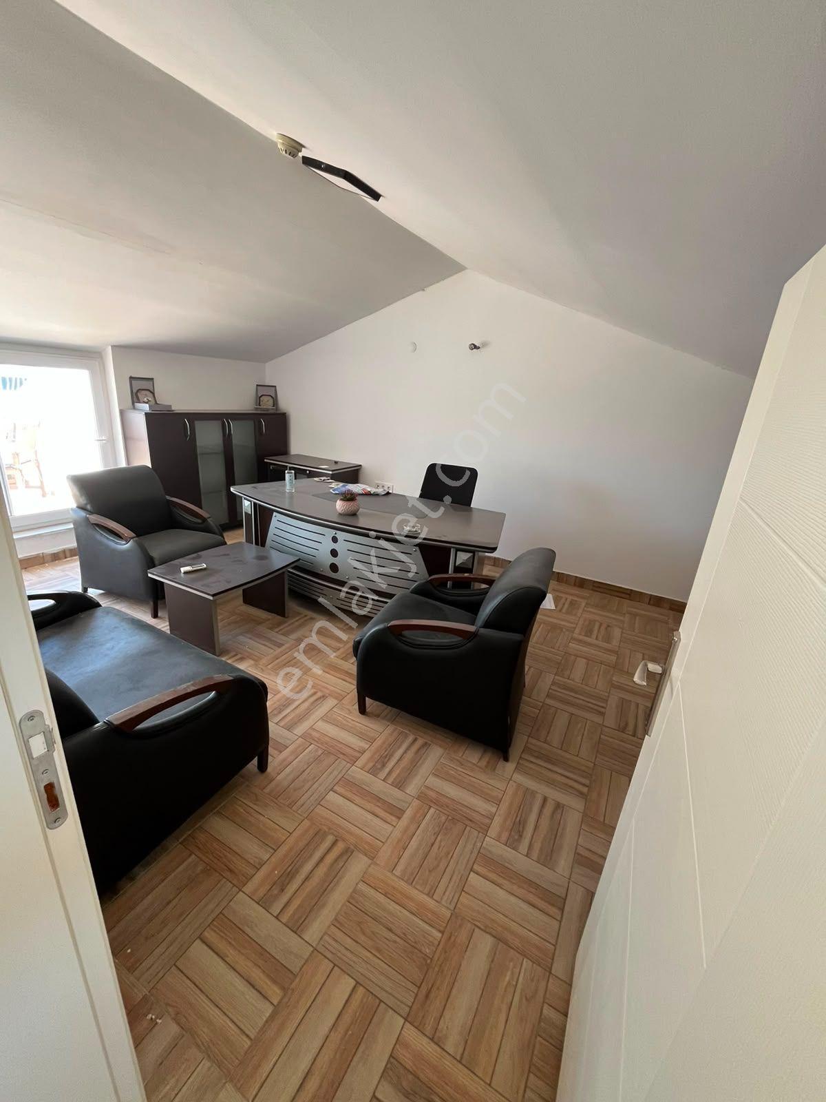 Şehir Hastanesi Yakını 4 Katlı Geniş Dükkan - Görsel 15