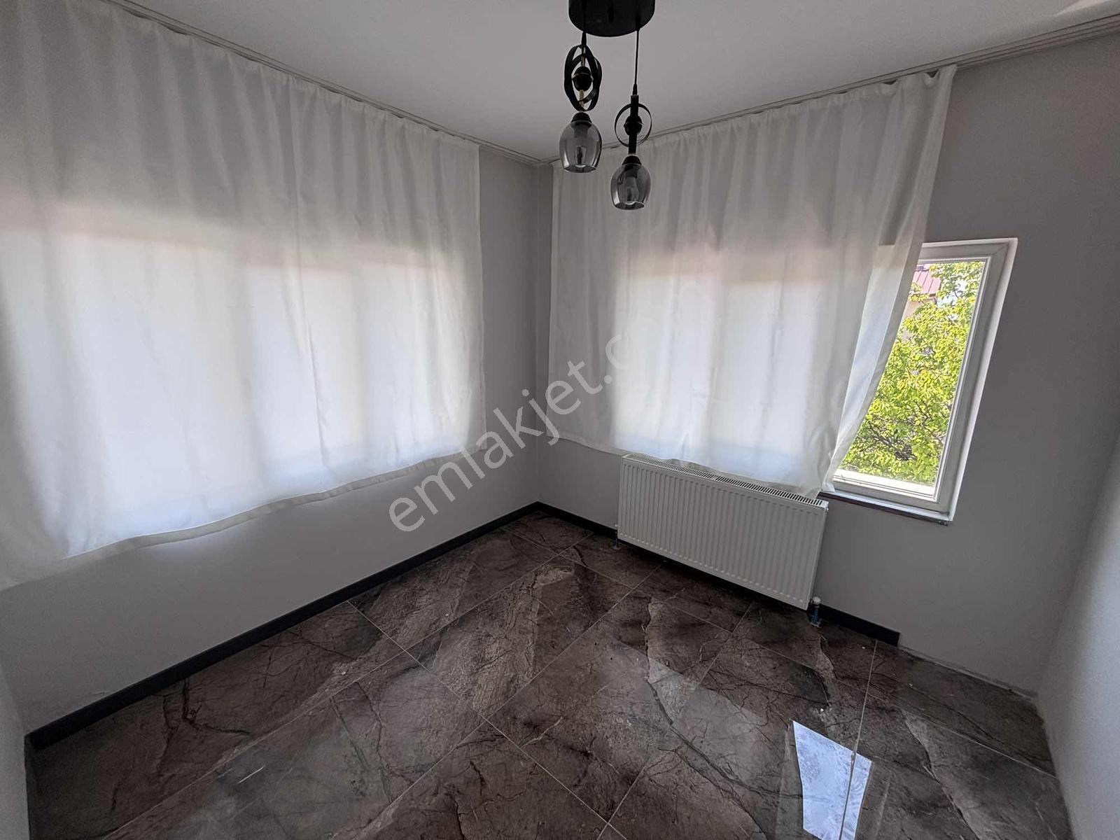 Remax Dem'den Barbaros Mahallesinde Komple Satılık 3+1 Bina - Görsel 13