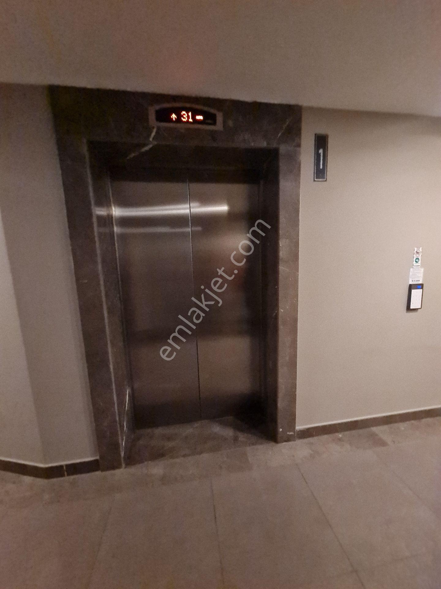 Ataşehir Varyap Meridian'da 1+1 Kiralık Daire - Görsel 24