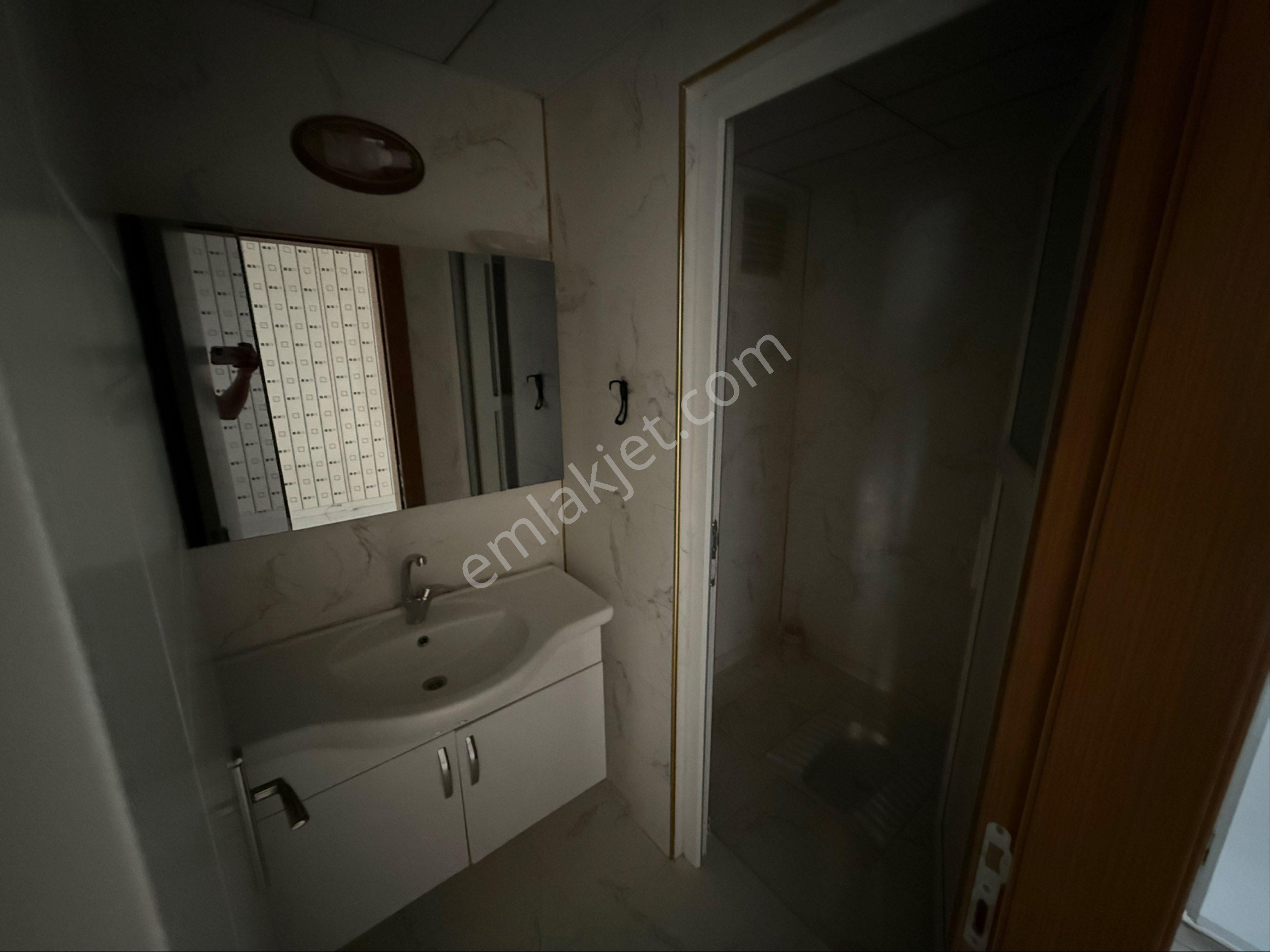 Kırmızı Gayrimenkulden Kiralık 3+1 Temiz Daire - Görsel 11