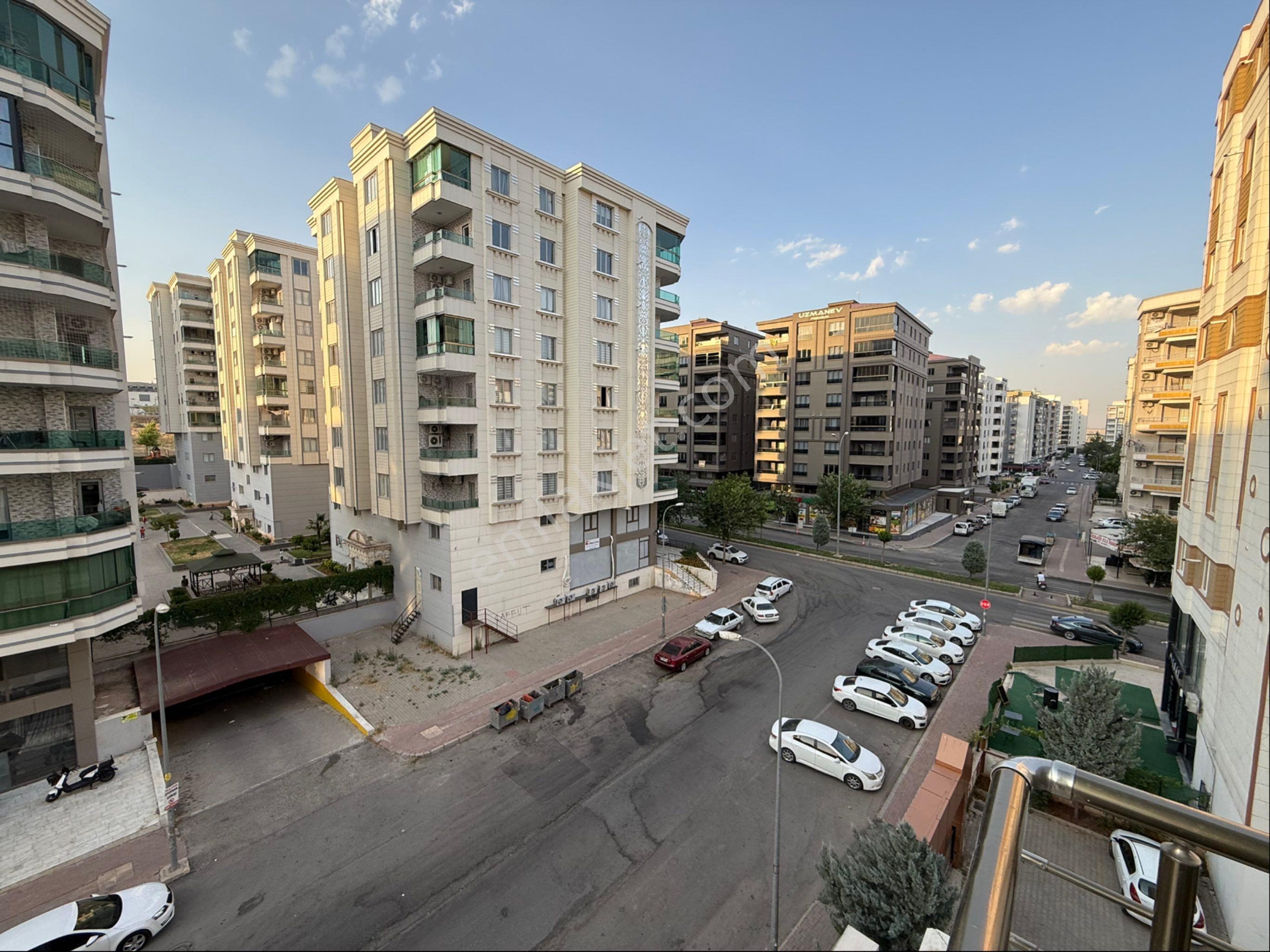 Kırmızı Gayrimenkulden Kiralık 3+1 Temiz Daire - Görsel 7