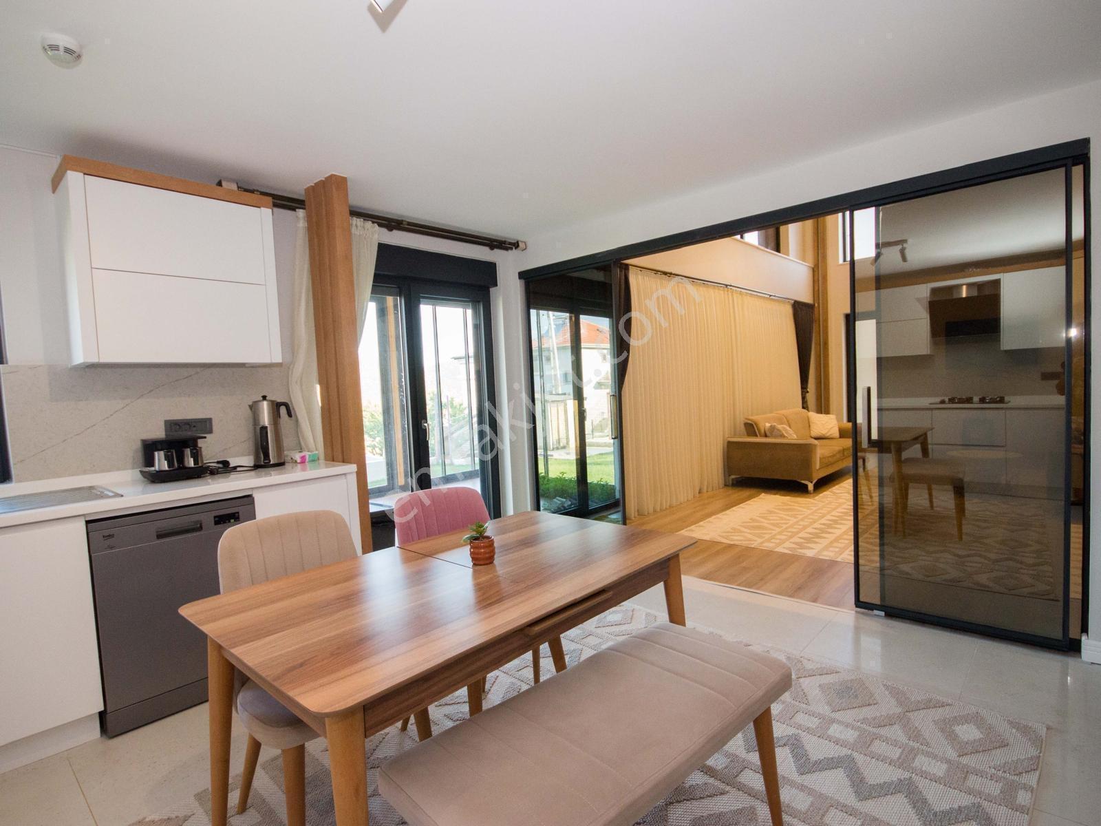 Korkuteli'nde Satılık 5+1 Donanımlı Ve Geniş Bahçeli Villa - Görsel 18