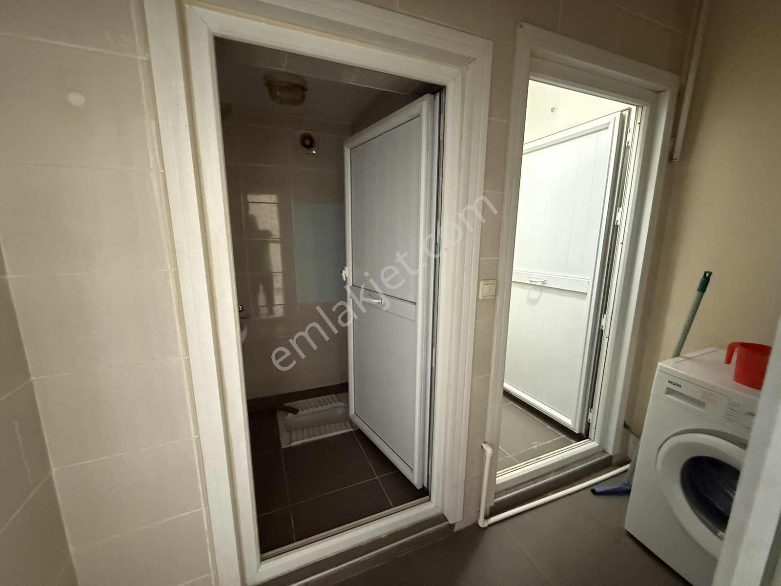 Eşyalı E5e Metroya Yürüme Ulaşımsüper 1+1 Merkezde - Görsel 11