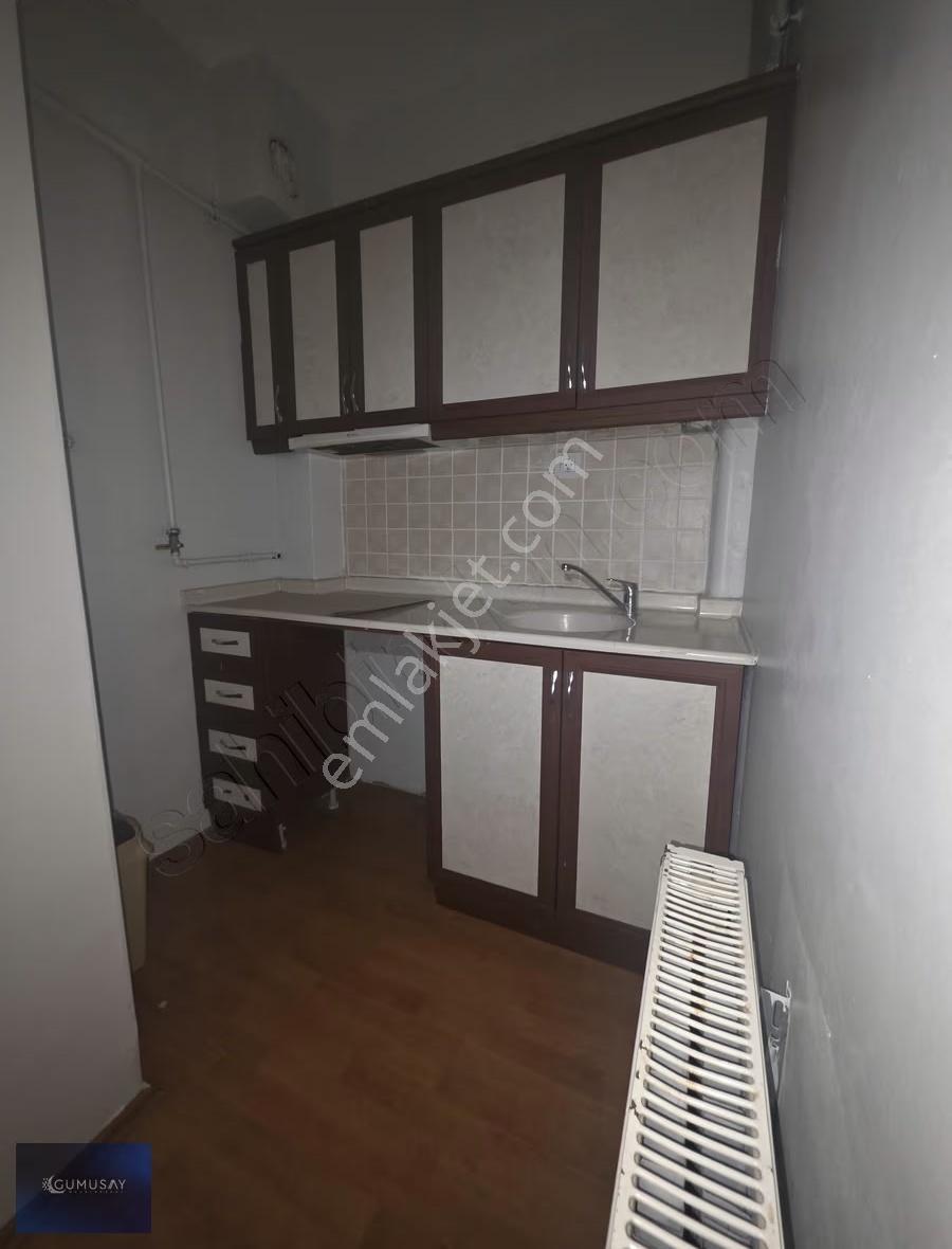 Gümüşay'dan Eczacılık Fakültesi Karşısı Arakat Satılık Geniş 1+1 - Görsel 10