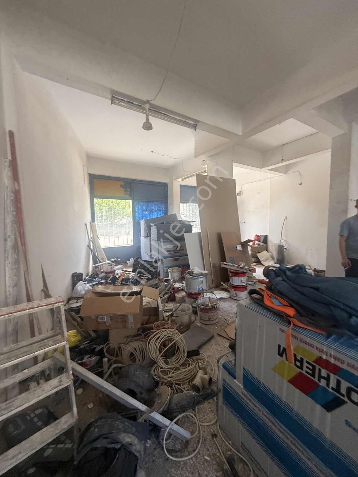 Sanayi Cereyanlı Depoya Sessiz İmalatı Ofise Büroya Uygun Dükkan - Görsel 8