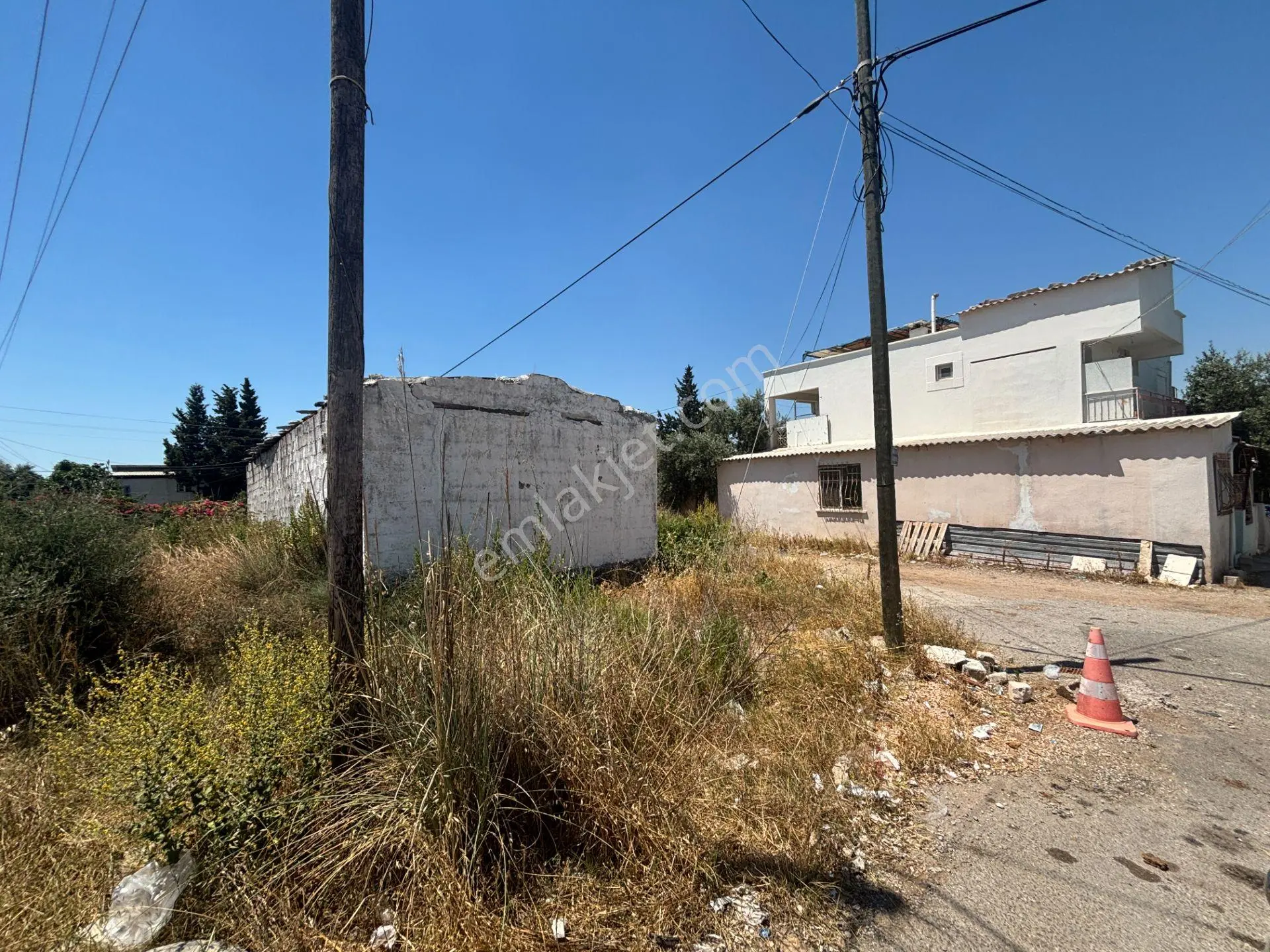 Hisseli Satış ...tapunun Yarı Hissesi Satılık, Villa İmarlı Arsa - Görsel 4