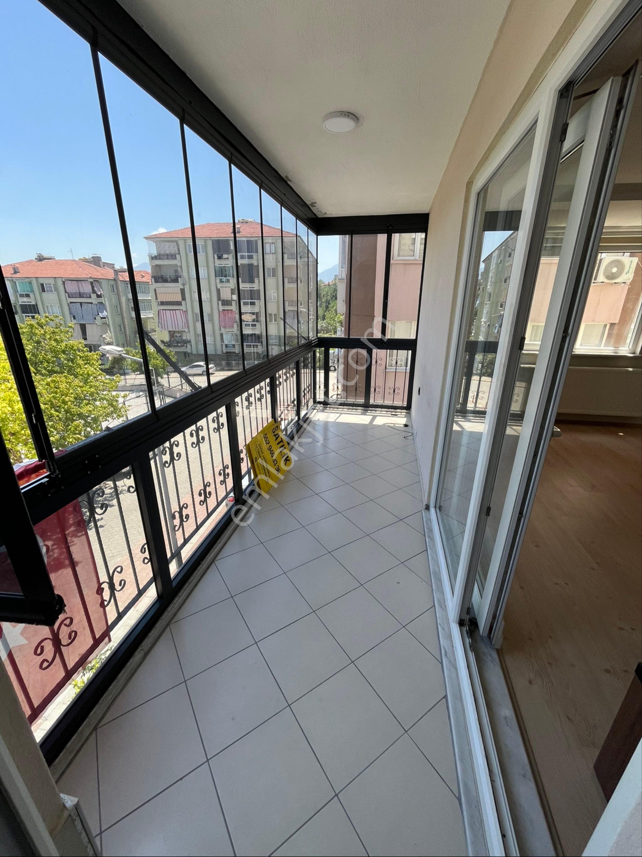 Karamanda Lüks Çift Balkon Ön Cephe Full Kredi....