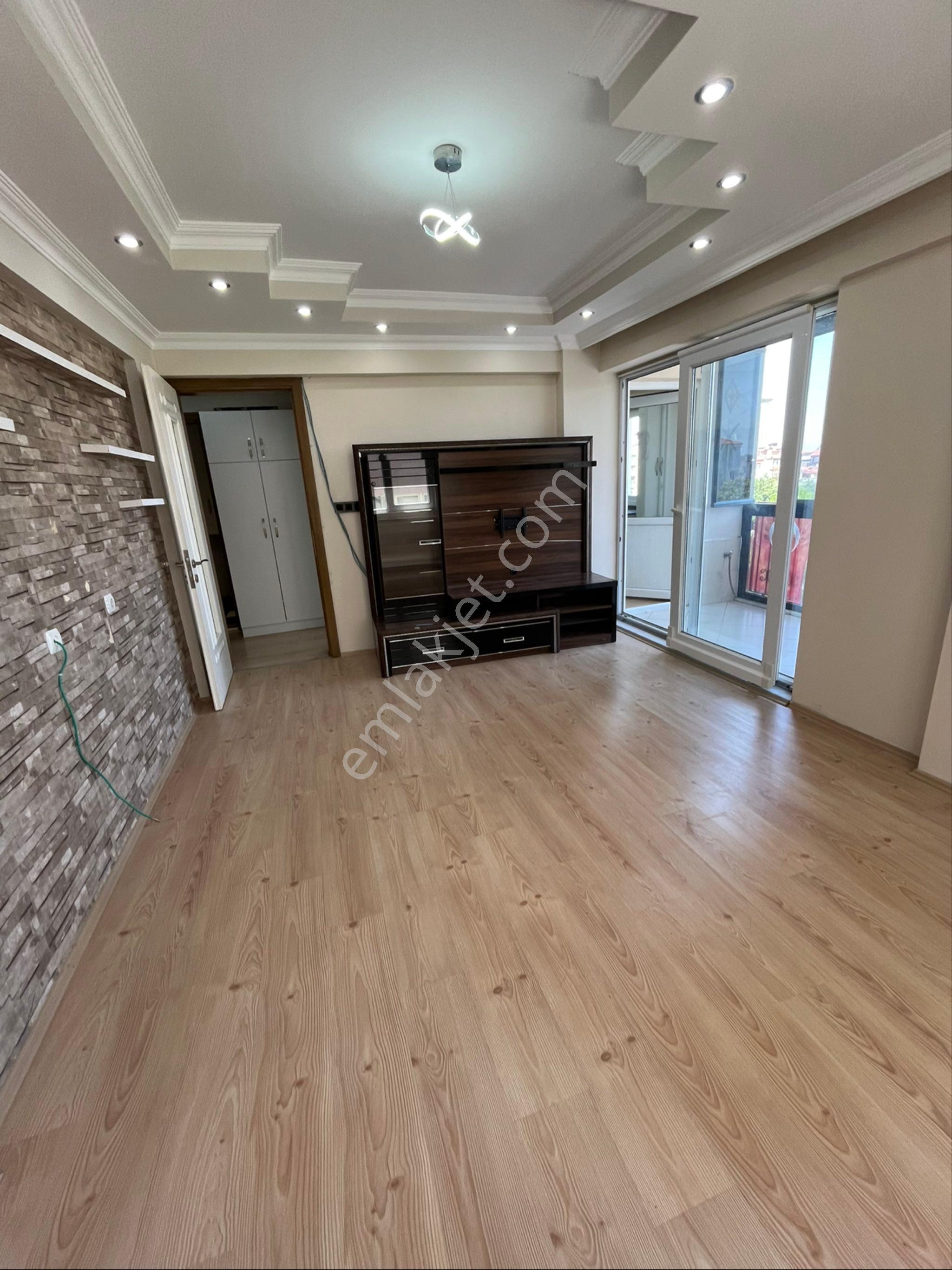 Karamanda Lüks Çift Balkon Ön Cephe Full Kredi.... - Görsel 7