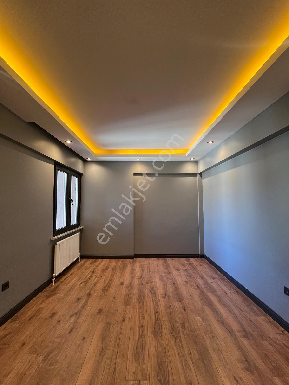 Barış Mahallesinde Komple Yenilenmiş Boş Satılık 3+1 Daire - Görsel 14