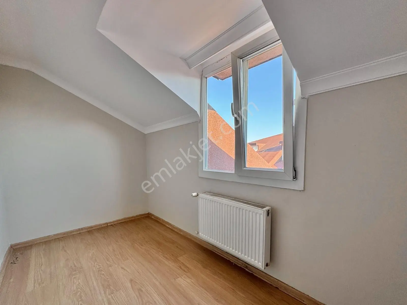 Beykent Tıp Merkezine Komşu Kısa Katlı Havuzlu Sitede 5+2 Dublex - Görsel 25