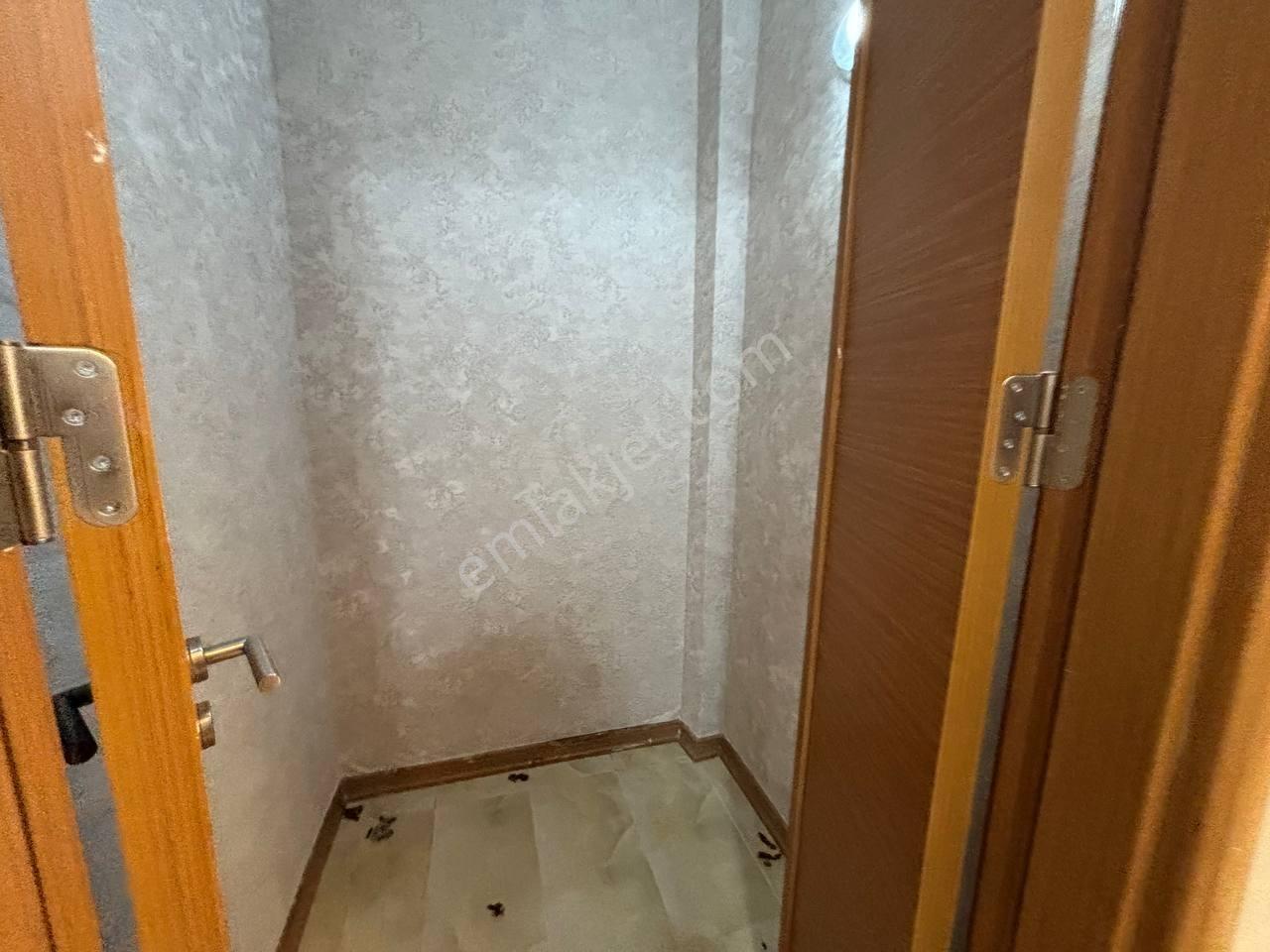İlkevim'den Her Katta Tek Daire Satılık Bakımlı 4+1 Yüksek Giriş - Görsel 32