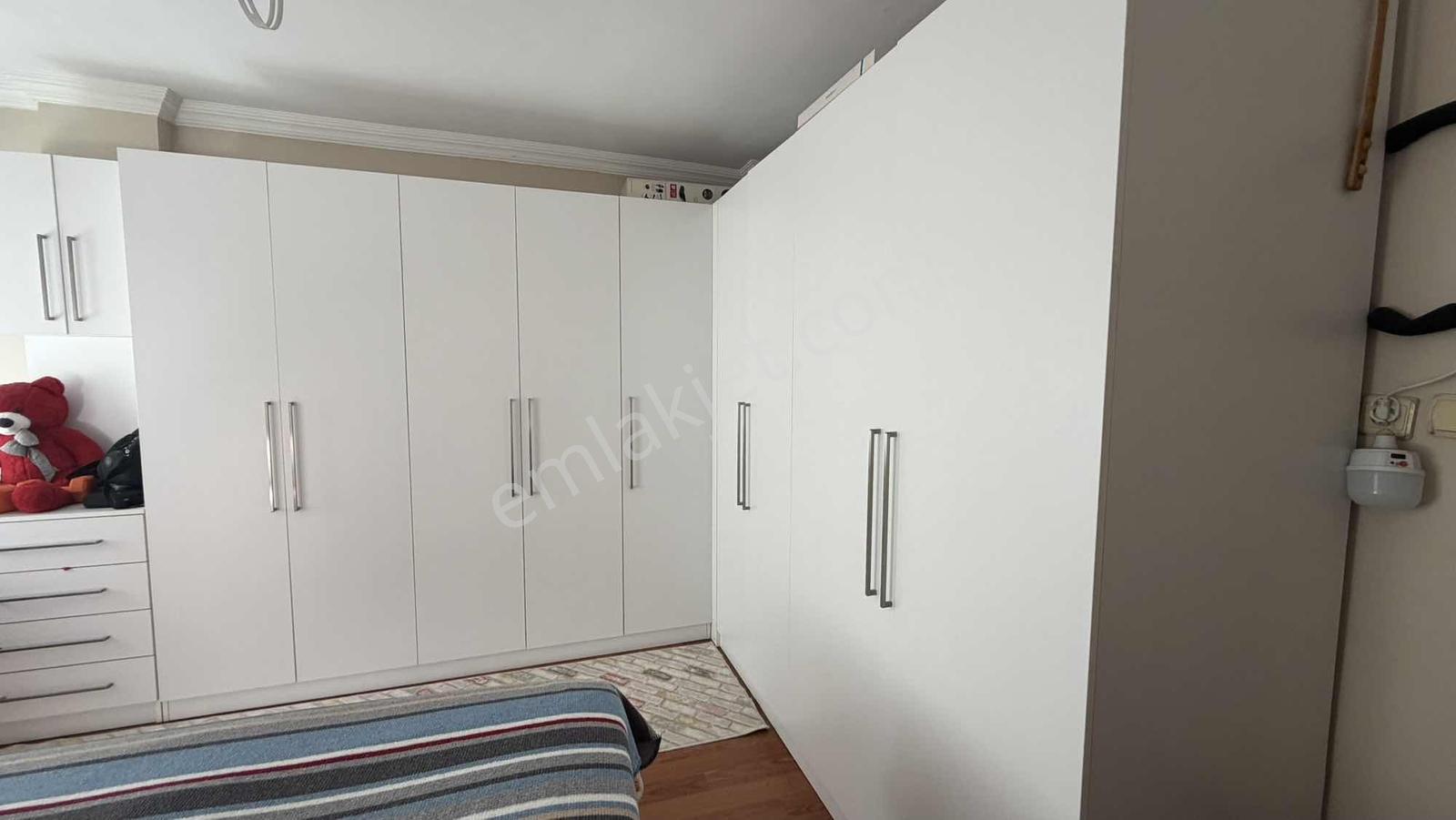 Yemimahallede 3+1 130 M2 Çift Balkonlu Geniş Ve Kullanışlı - Görsel 27
