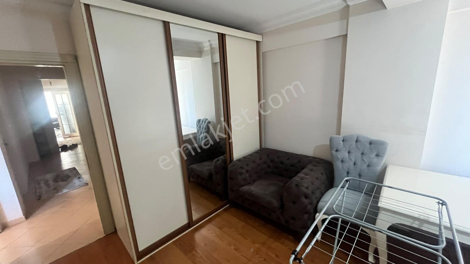 İnönü Mahallesinde Eşyalı Kiralı 3+1 Daire - Görsel 7