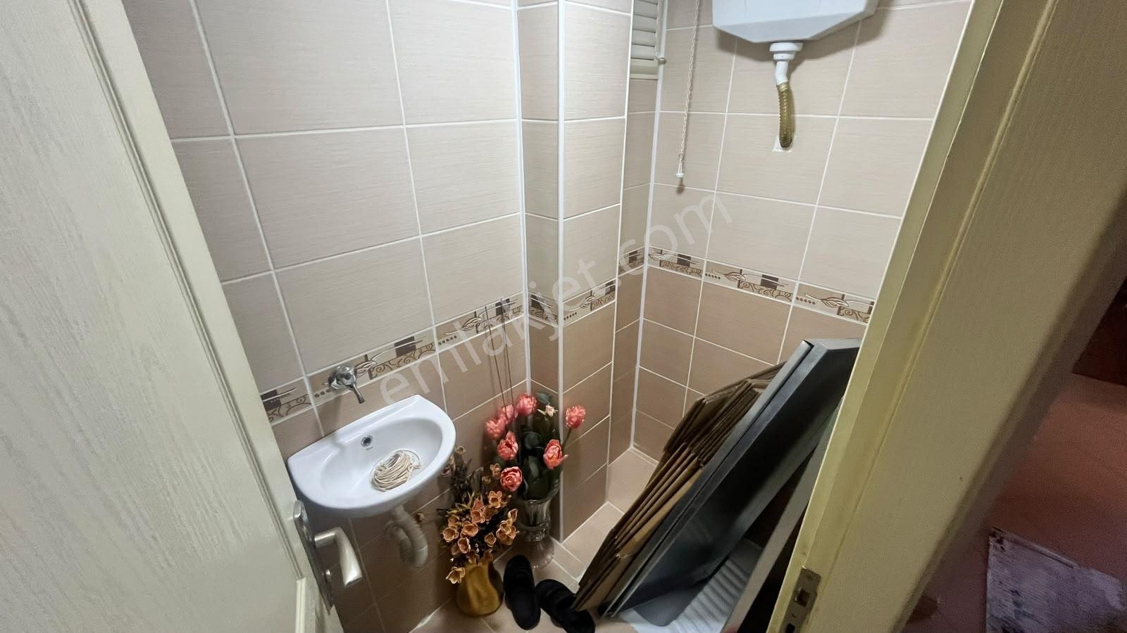 İnönü Mahallesinde Eşyalı Kiralı 3+1 Daire - Görsel 9