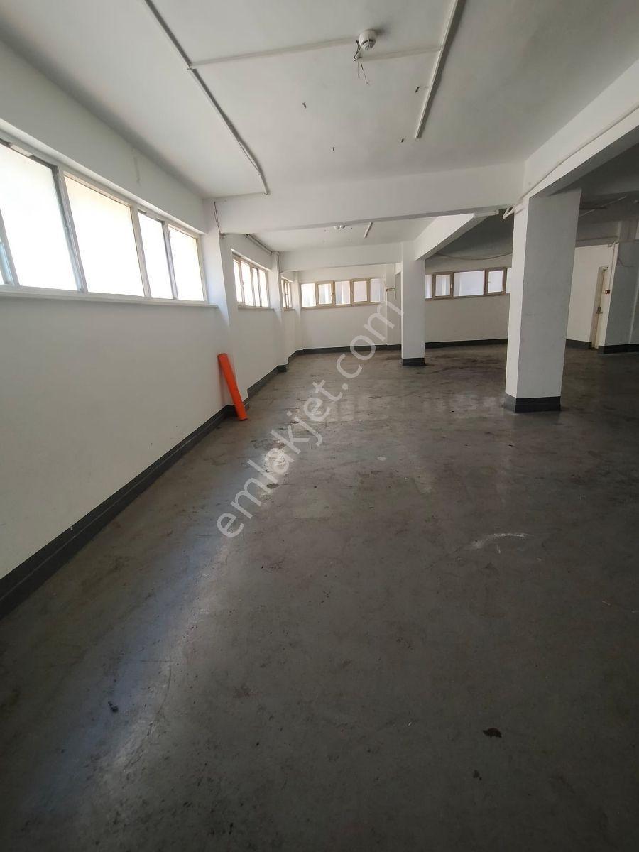 Topçular Sanayide 500 M2 İmalathane Yük Asansörlü - Görsel 6