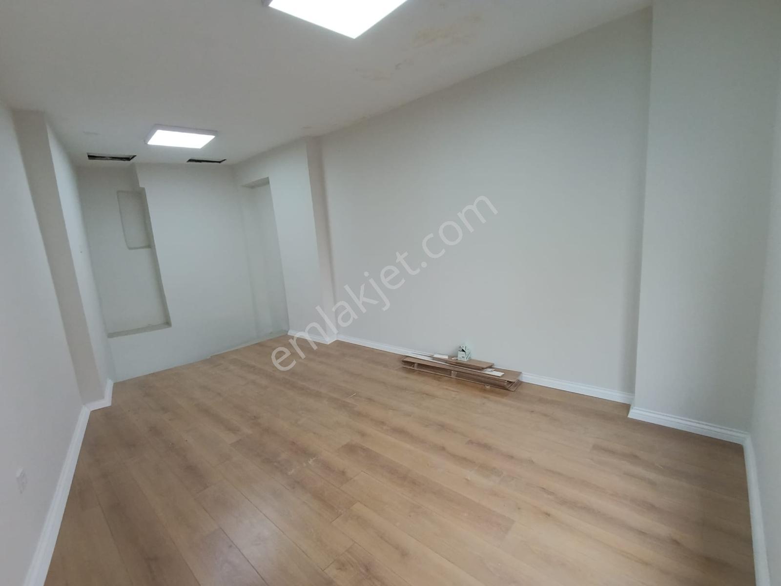 Yedikule'de Kiralık Müstakil Dükkan Mağaza 2 Katlı - Görsel 10