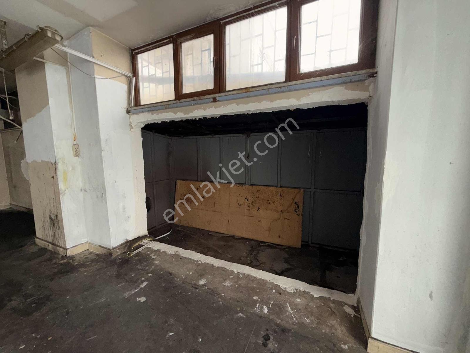 Zeytinburnu Demircilerde 5 Katlı Asansörlü 700 M2 İş Yeri - Görsel 10