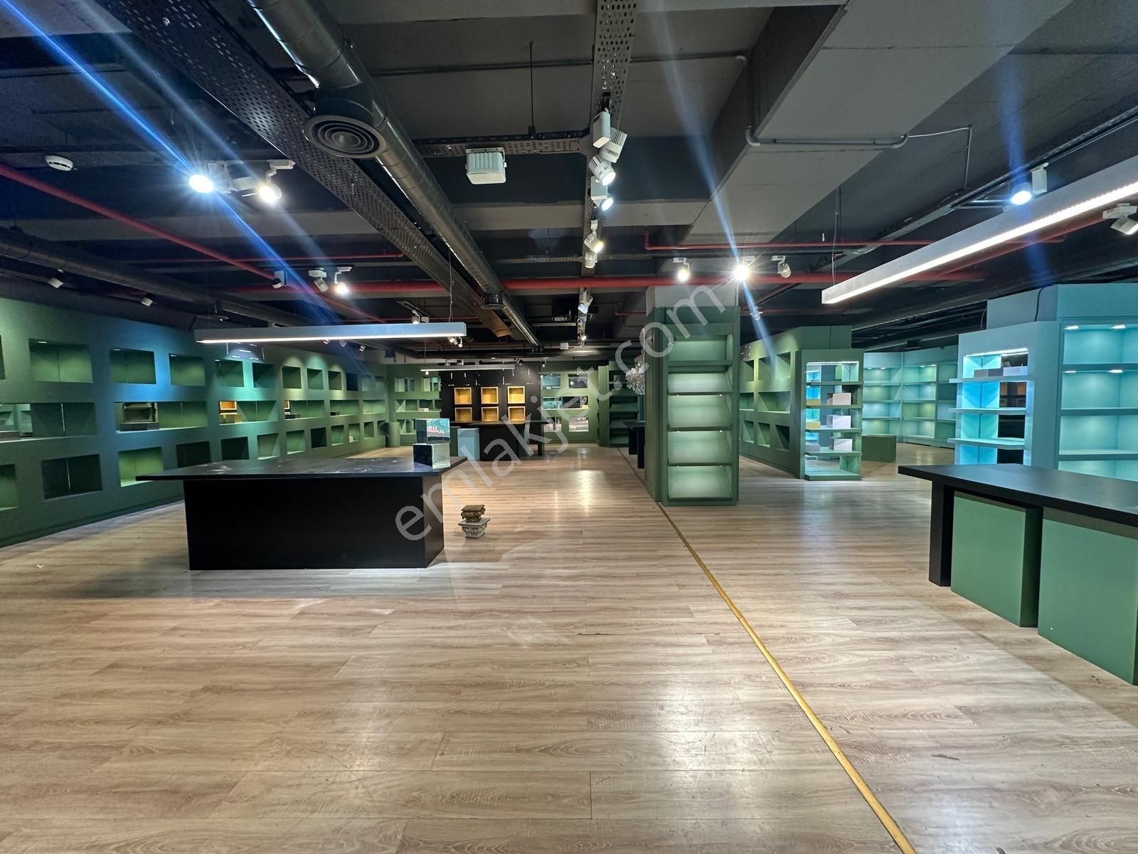 İstoç Ticaret Merkezi 400 M2 Satılık Ofis Büro Nefise Kasap - Görsel 14
