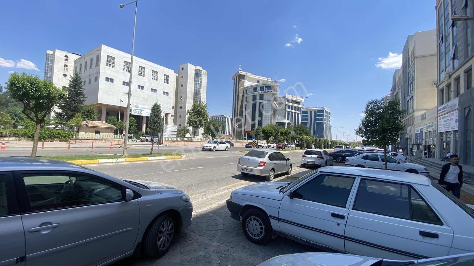 Şehrin Merkezinde Adliye Yanı Kiralık İşyeri Ofis - Görsel 6