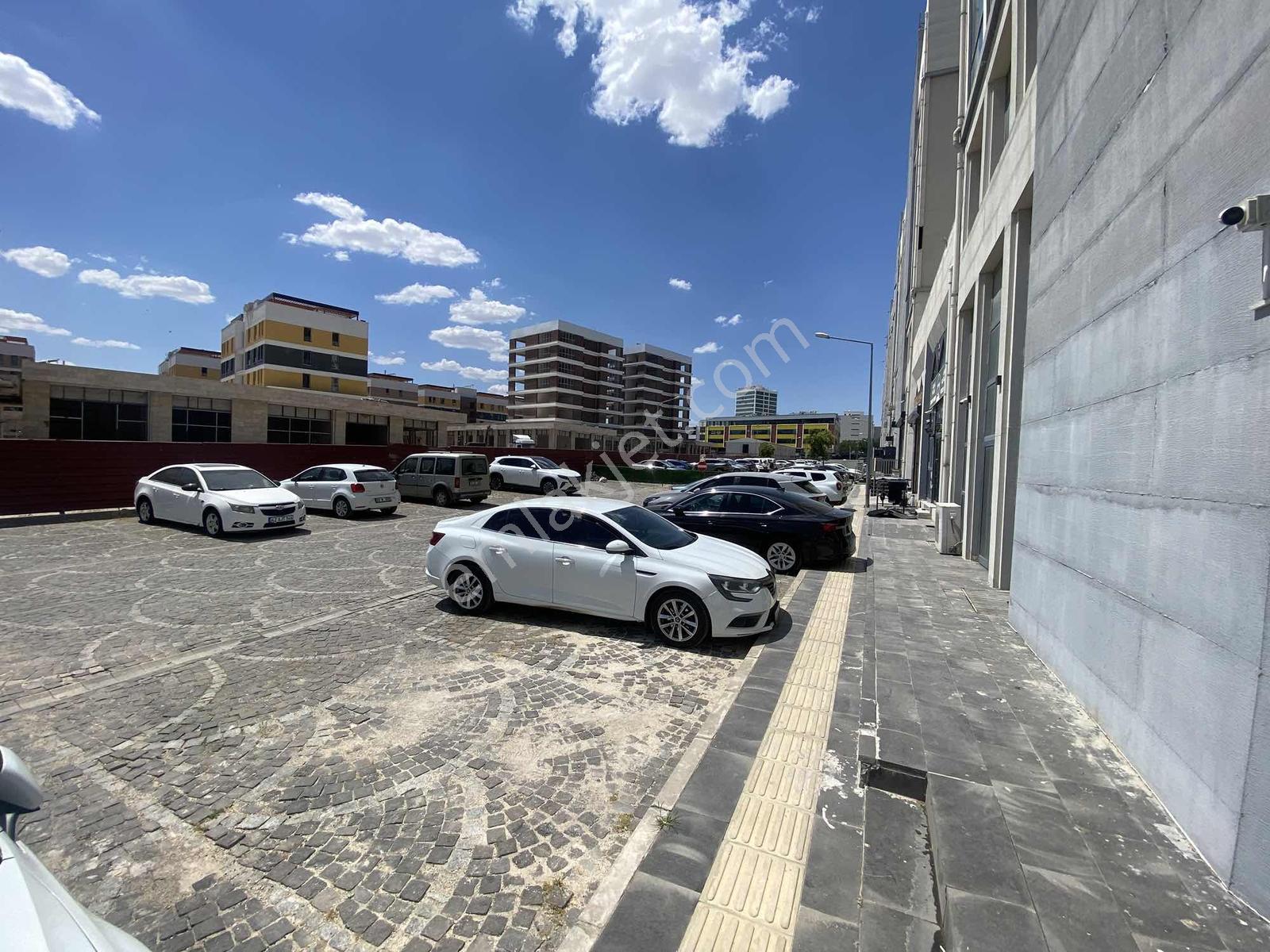 Şehrin Merkezinde Adliye Yanı Kiralık İşyeri Ofis - Görsel 9
