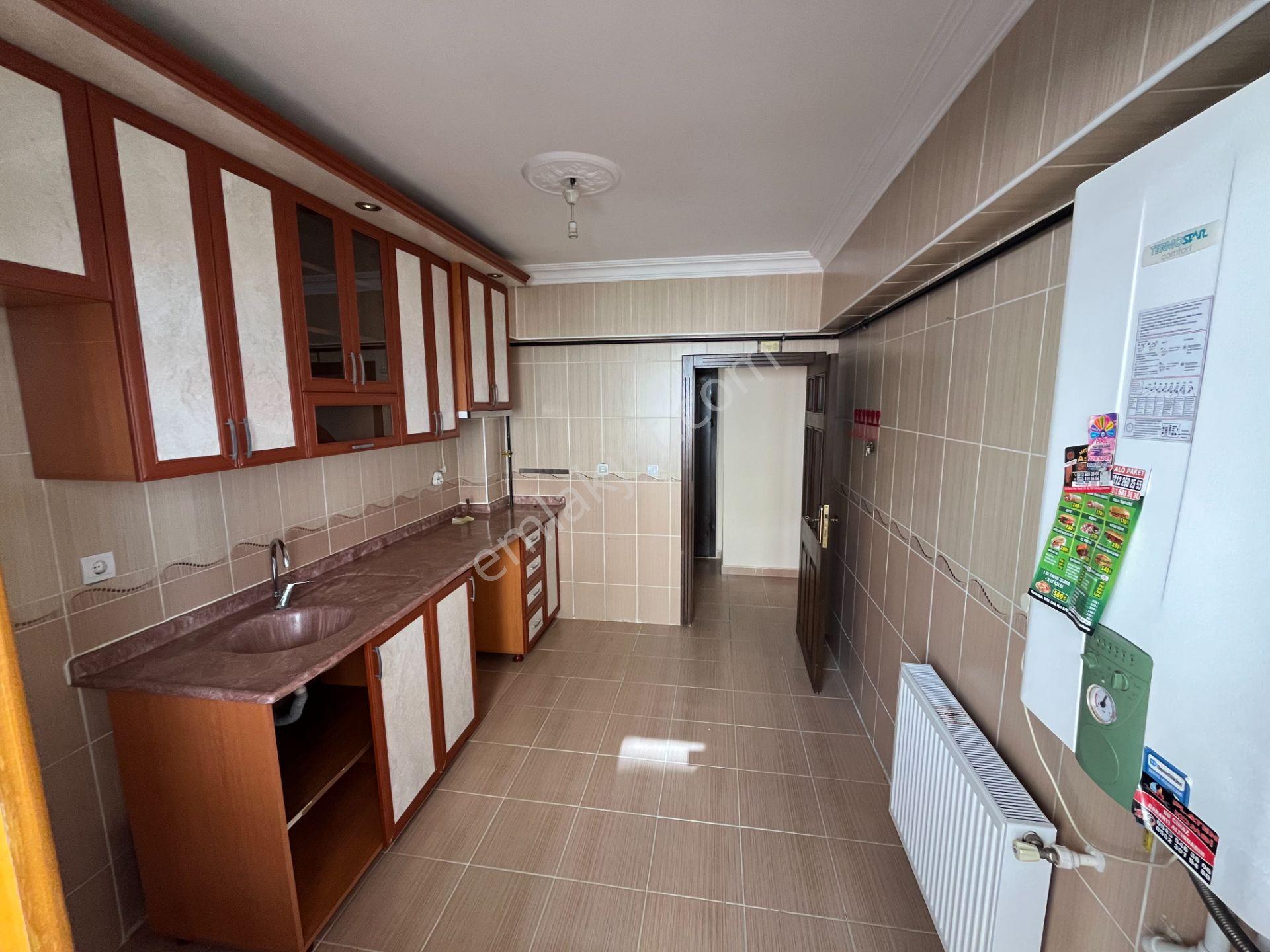 Umut 19dan Elvan Mah. 1.arakat 120m2 Kiralık 3+1 Daire - Görsel 12