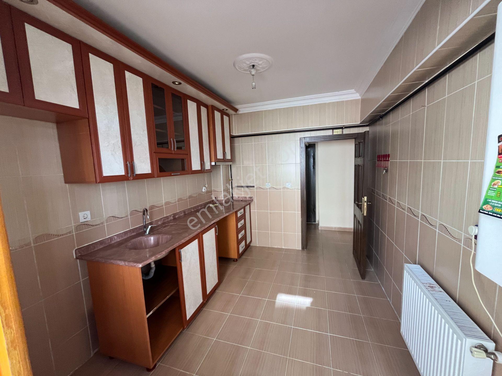 Umut 19dan Elvan Mah. 1.arakat 120m2 Kiralık 3+1 Daire - Görsel 8