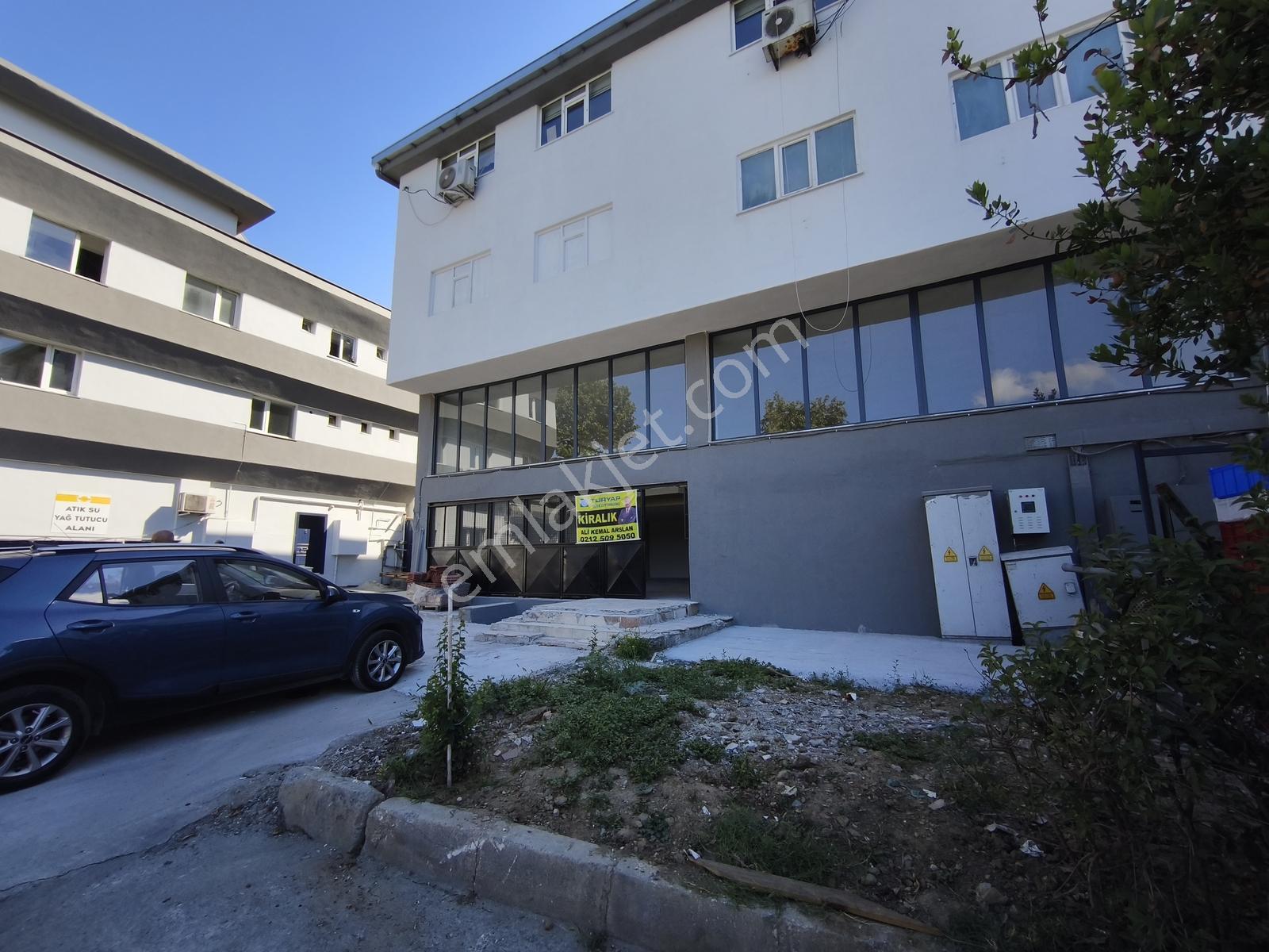 Sultangazi Küçüksanayi Sitesi Kiralık 200+100+200=500 M2 Dükkan - Görsel 11
