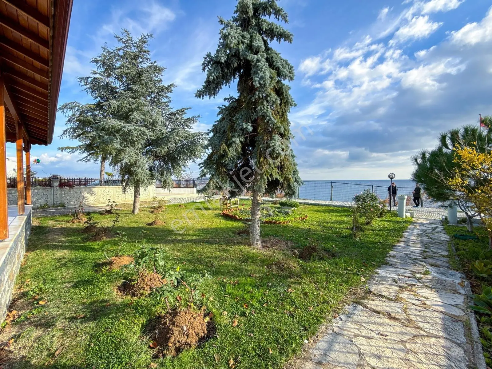 Önü Kapanmaz Deniz Manzaralı Köşe Parsel Satılık Müstakil Villa - Görsel 2