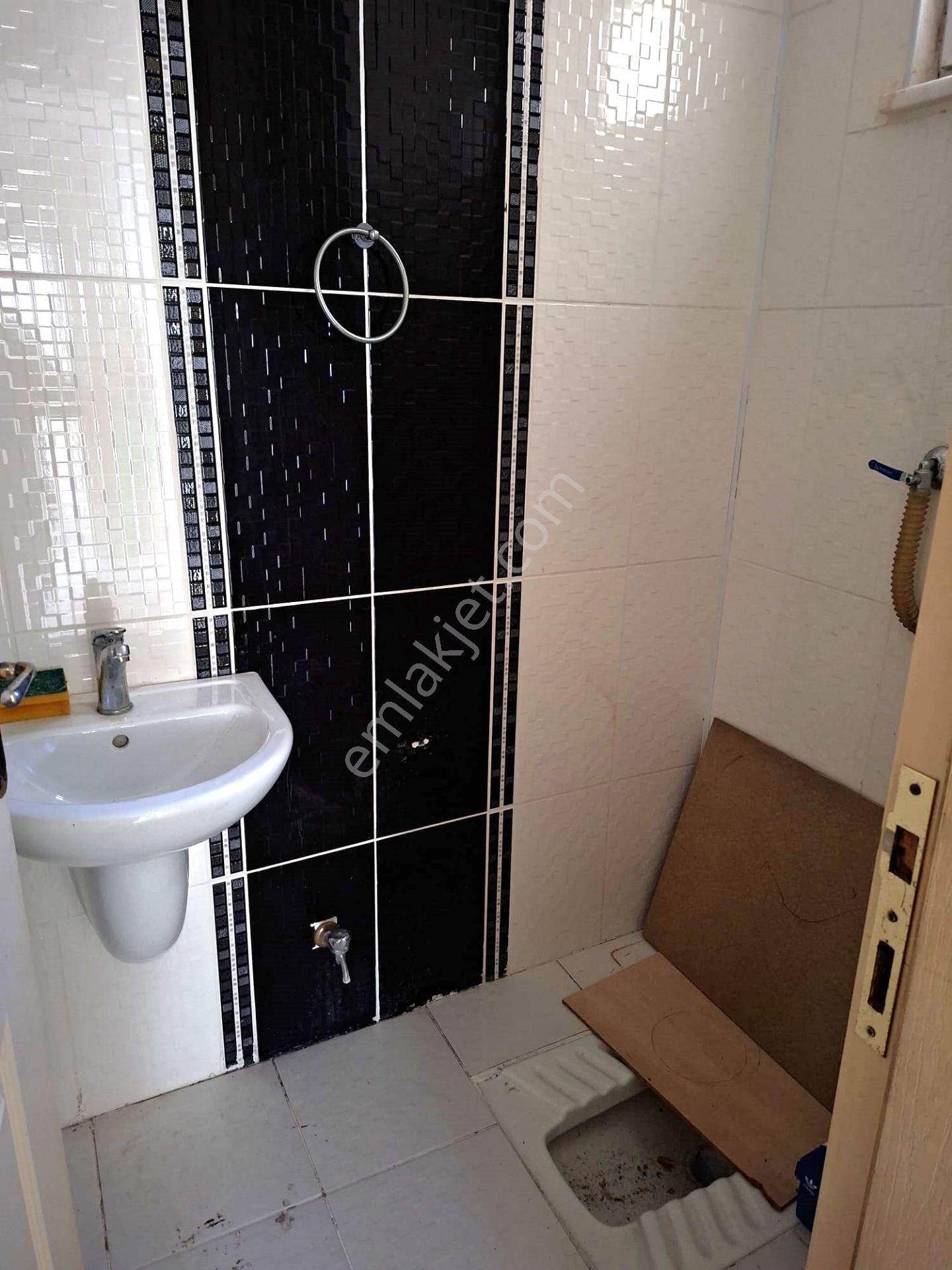 Recep Ümit'ten Gaffar Okkan Caddesi Yanında Satılık 2+1 Asansörlü Daire - Görsel 28