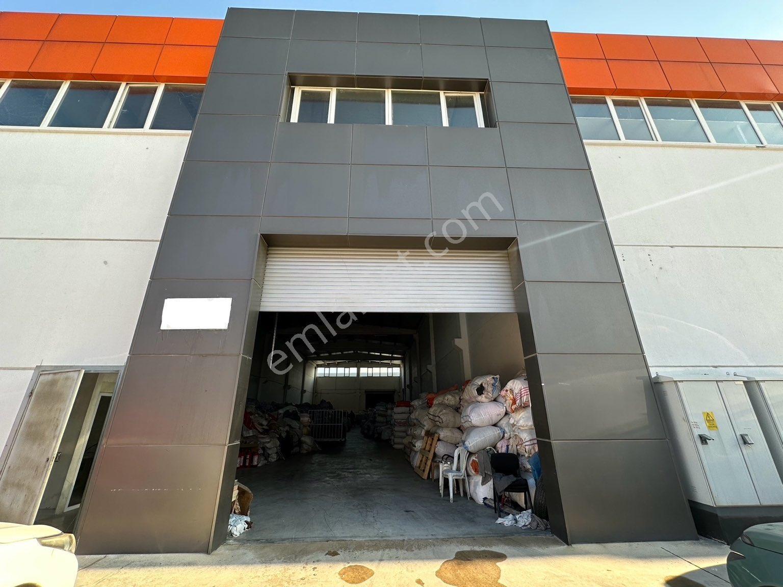 Denizli Merkezefendi Bozburun Site İçi Kiralık Fabrika Holü