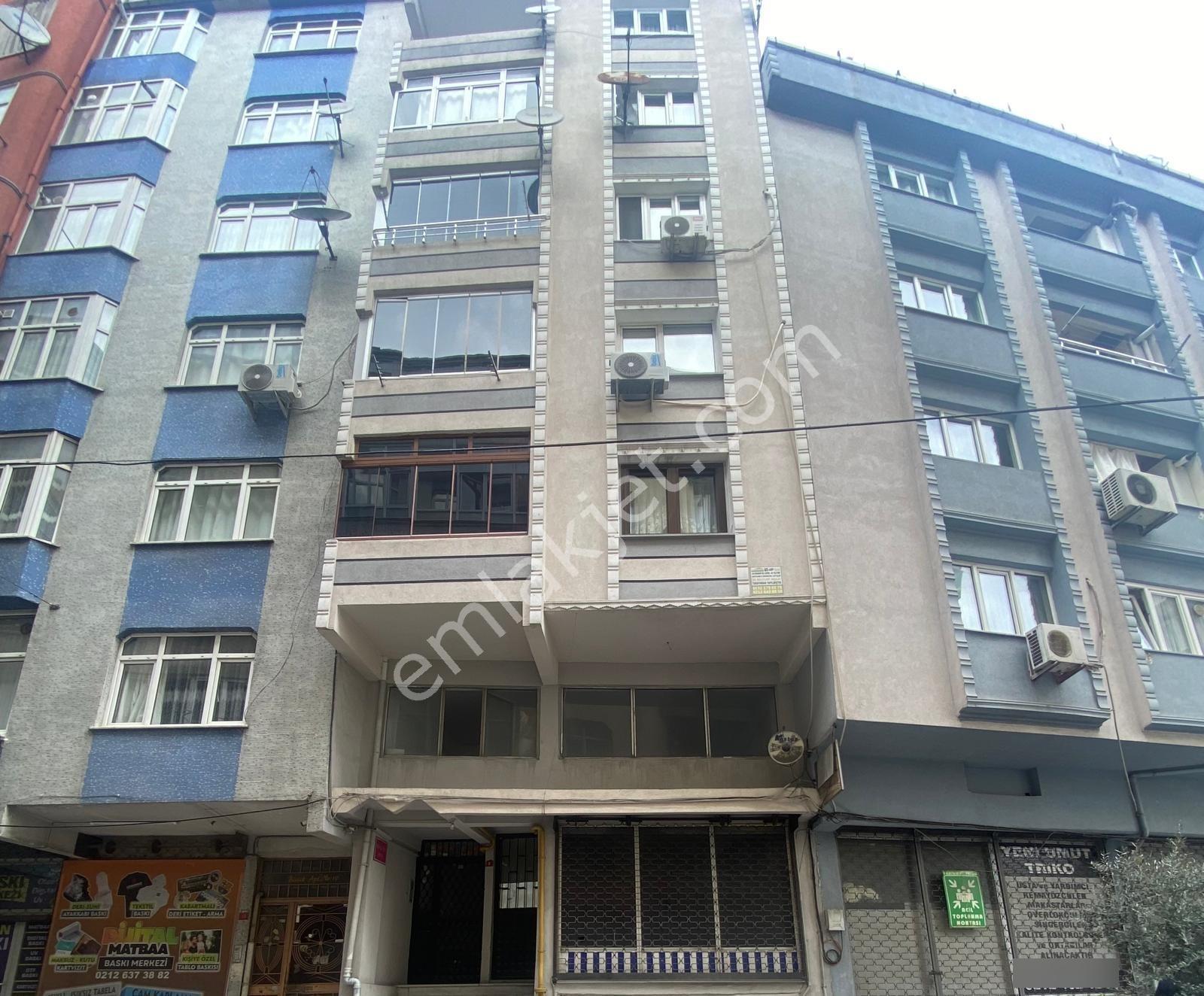 Güngören Köyiçinde 120 M² Asma Katlı Satılık Dükkan