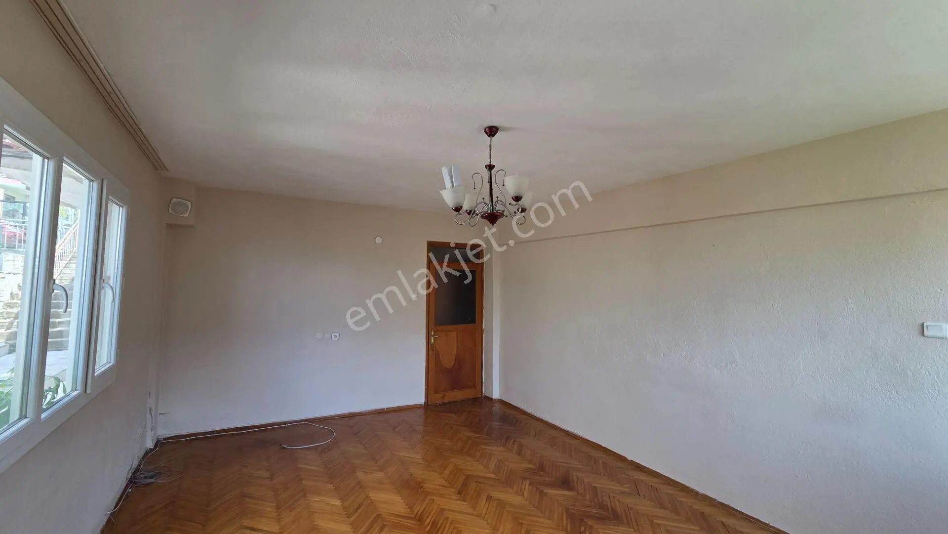 Atatürk Mahallesinde Merkezi Konumda 2+1 Kiralık Daire | 98 M² - Görsel 3