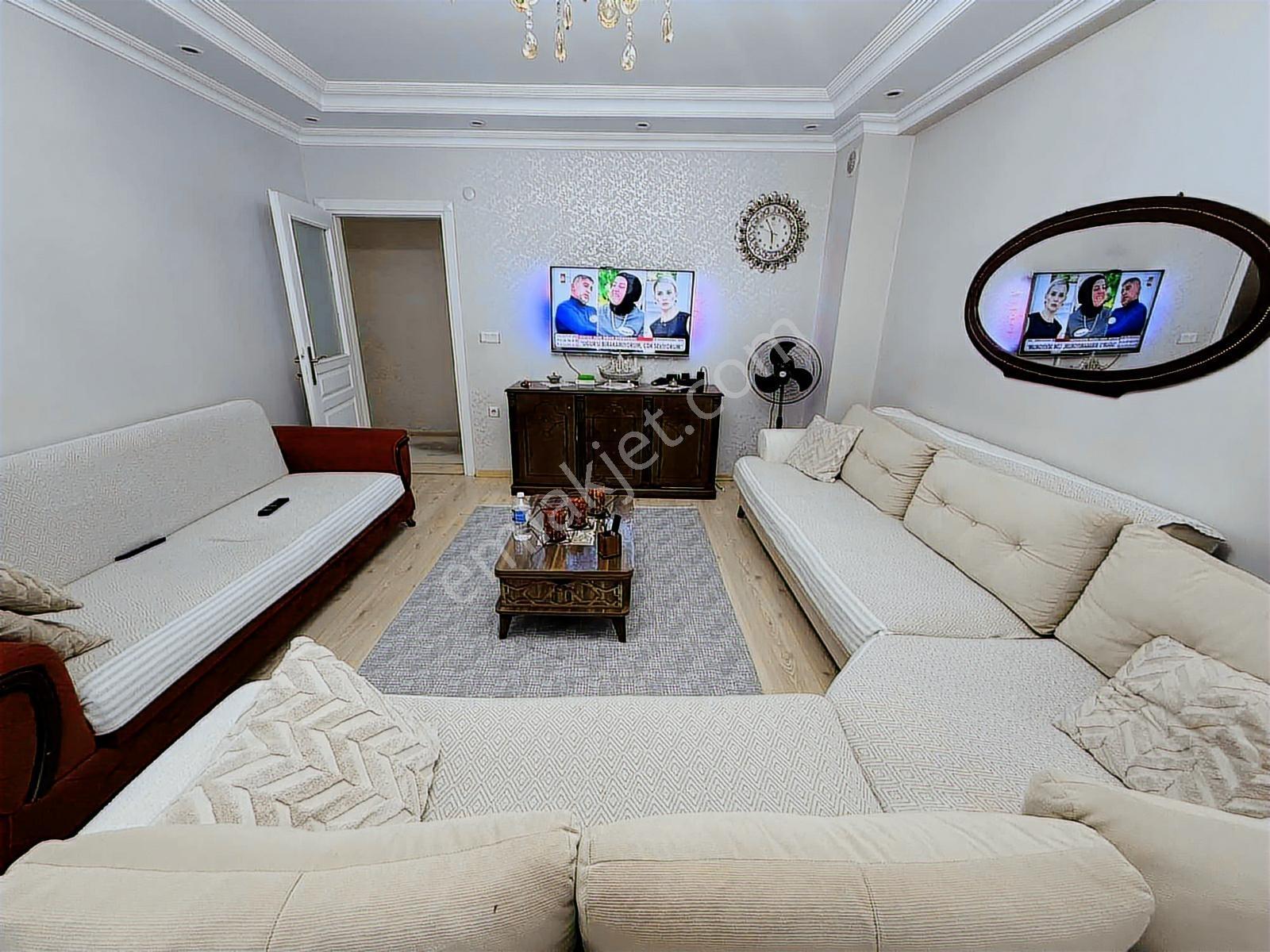 Zeytinburnu Veliefendi Mahallesi 3+1 Satılık Daire - Görsel 4