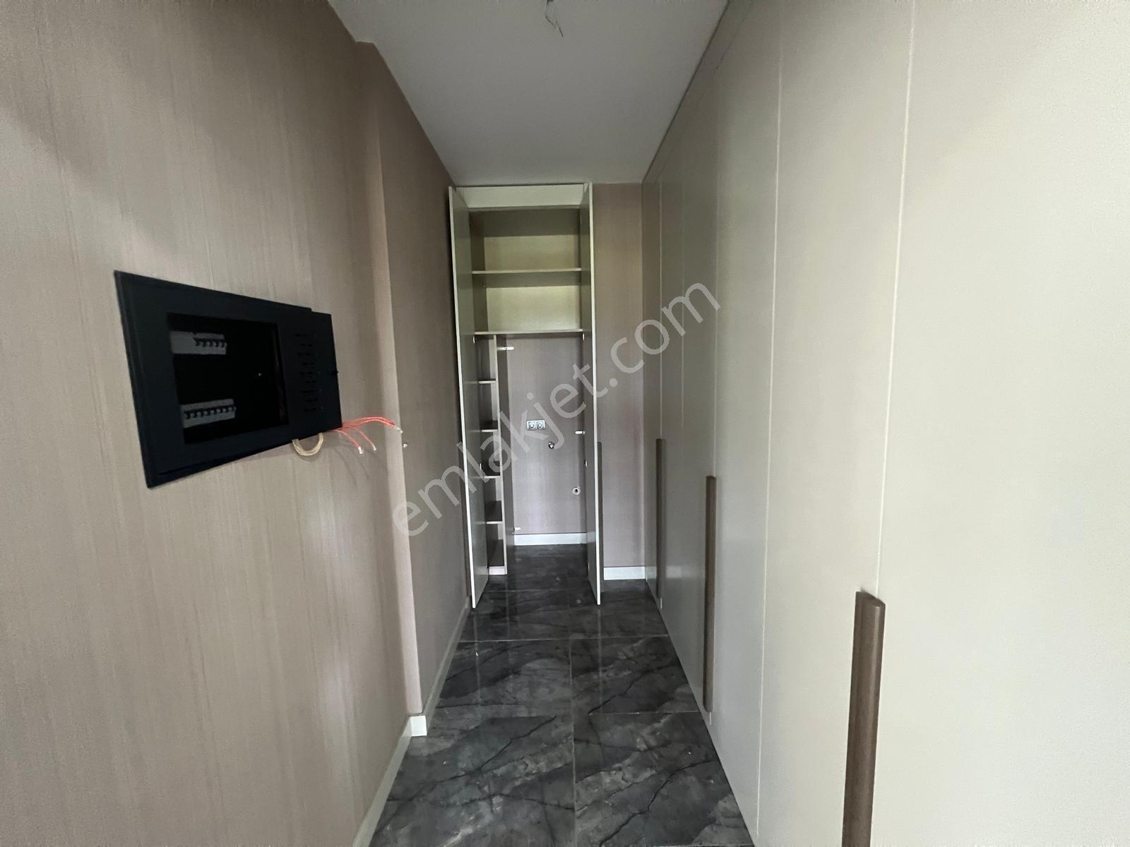 Yuvaköy Natura Batıkent Sitesinde Ultra Lüx Yapılı 4,5+1 Kiralık - Görsel 30
