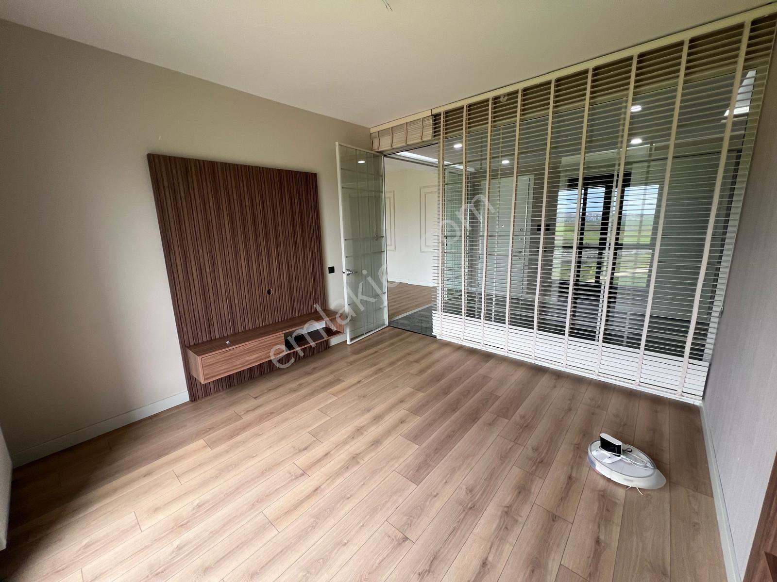 Yuvaköy Natura Batıkent Sitesinde Ultra Lüx Yapılı 4,5+1 Kiralık - Görsel 14