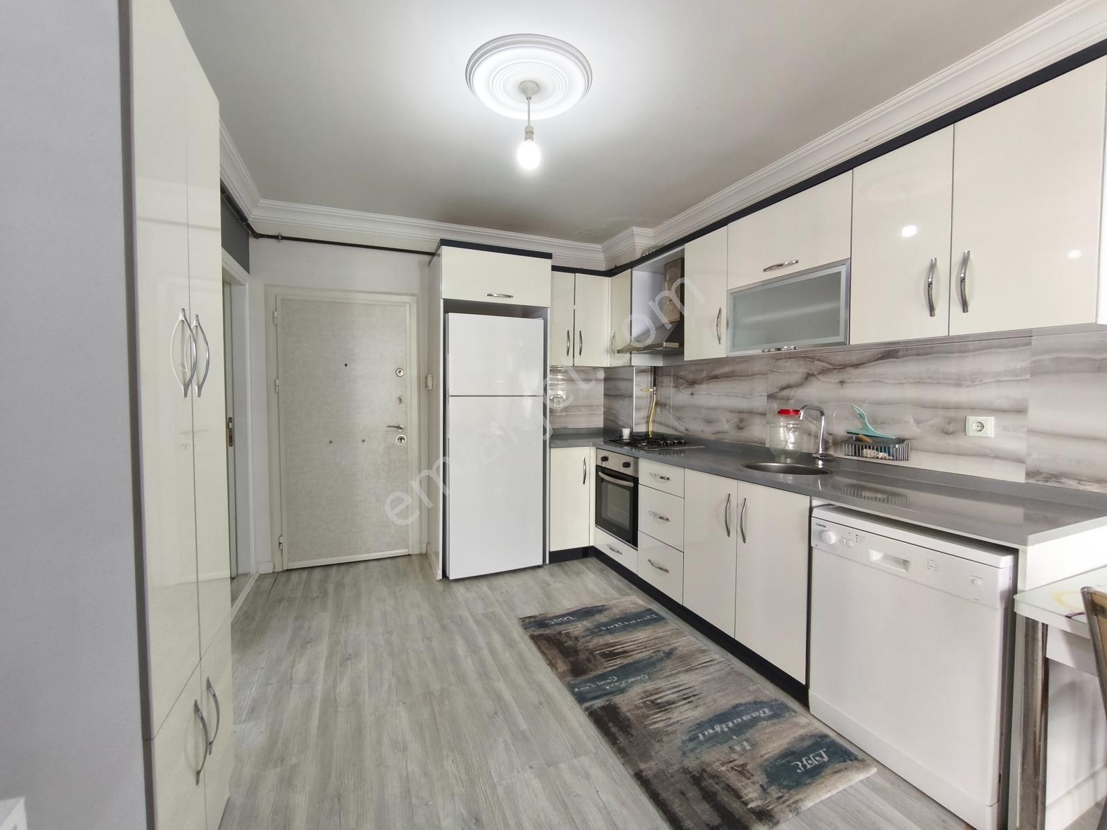 Truva/nazım Demirci'den Tramvaya Cephe Eşyalı Kiralık 1+1 Daire - Görsel 20