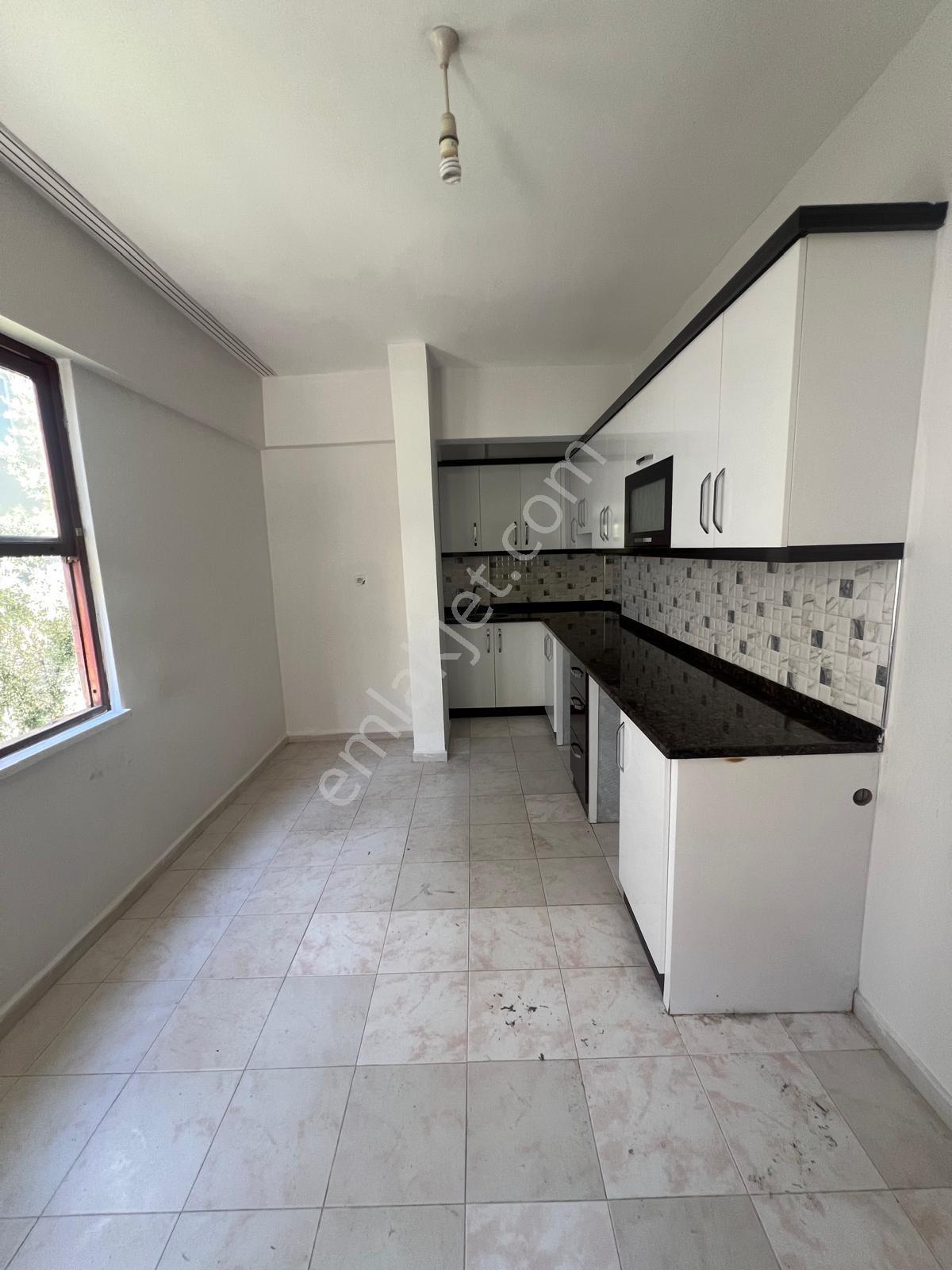 Alanya Merkez'de Nüfus Civarı 2+1 Ayrı Mutfak Kiralık Daire - Görsel 17