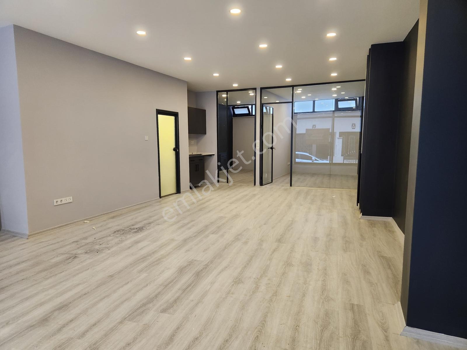 Kağıthane Talatpaşa Perpa Yakını 100 M² Kiralık Dükkan - Görsel 6