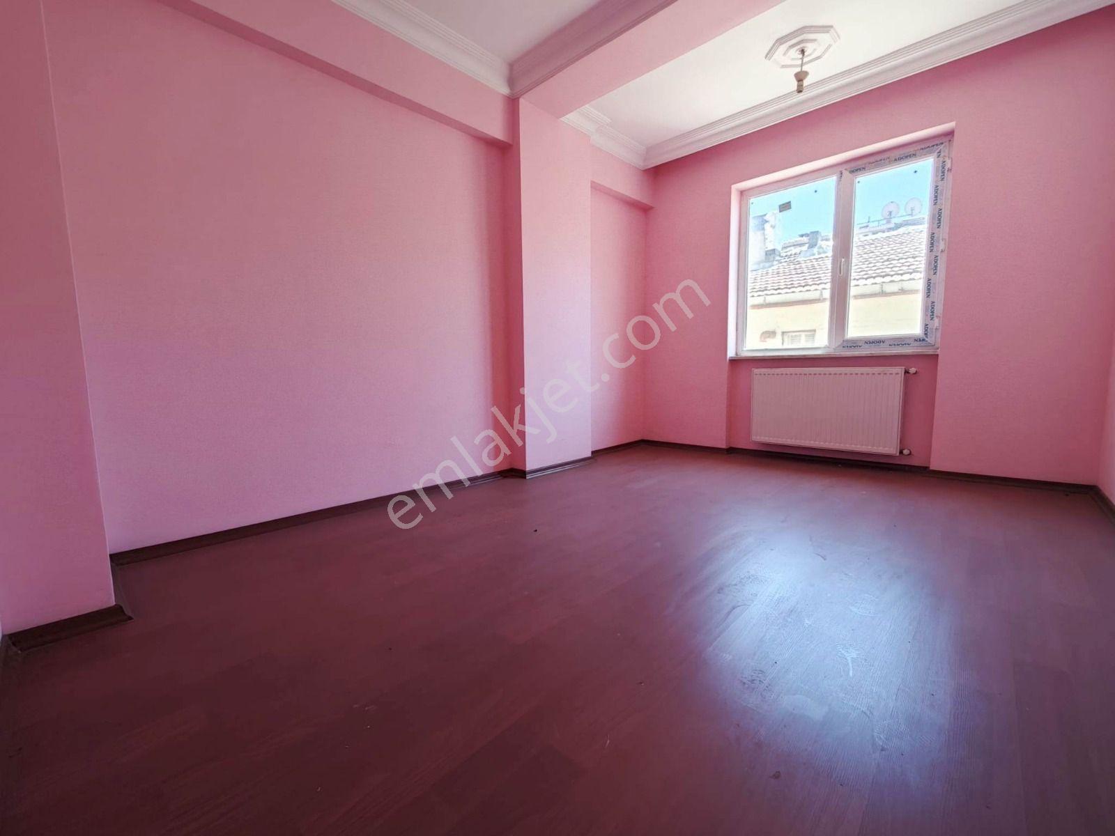 Yıldız Dan Ahmet Yesevi Caddesine Yakın Kredili 15 Yıllık 4+1 Dublex Daire - Görsel 5